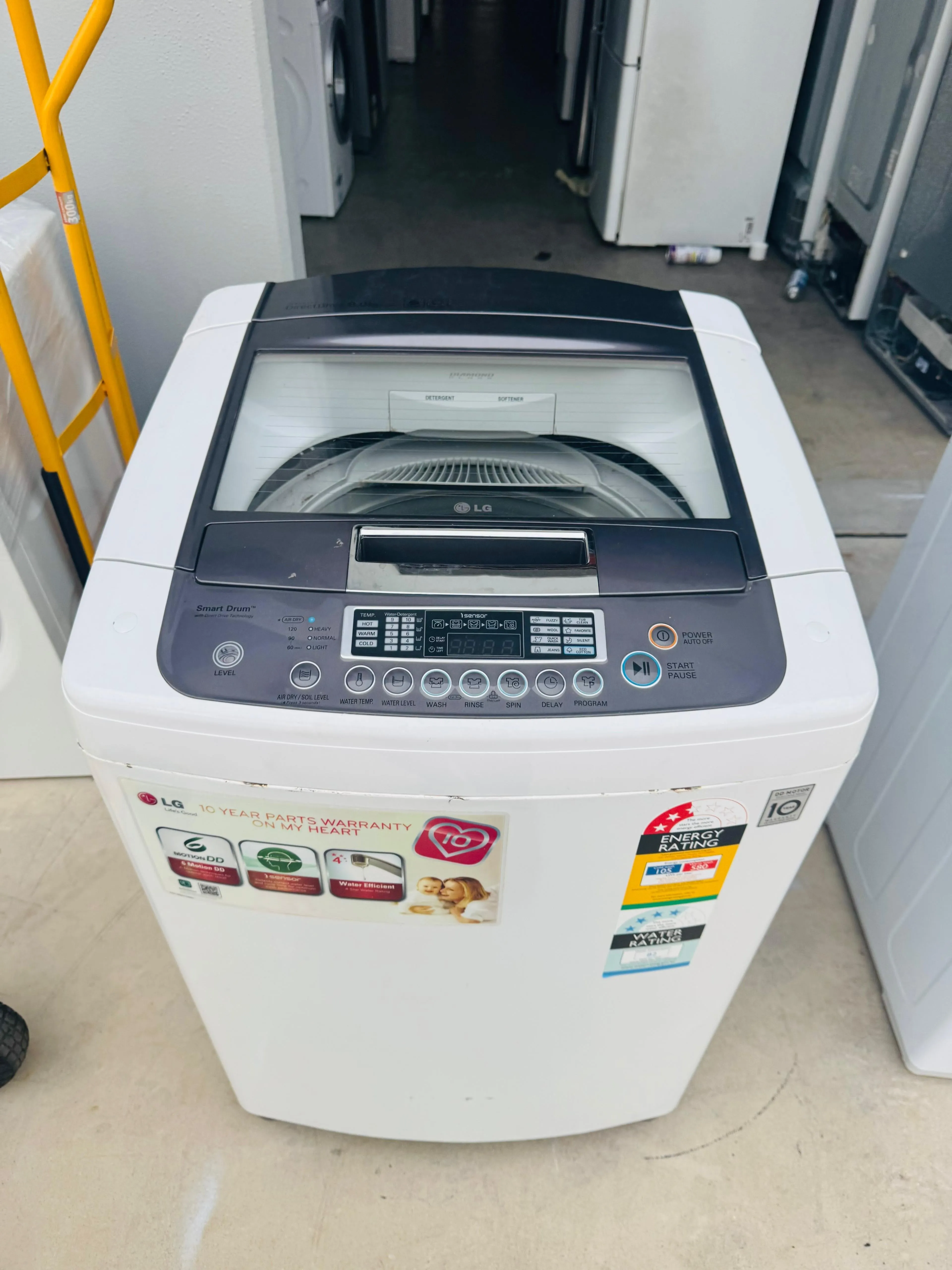 **LG 8KGS TOP LOADER WASHING MACHINE**