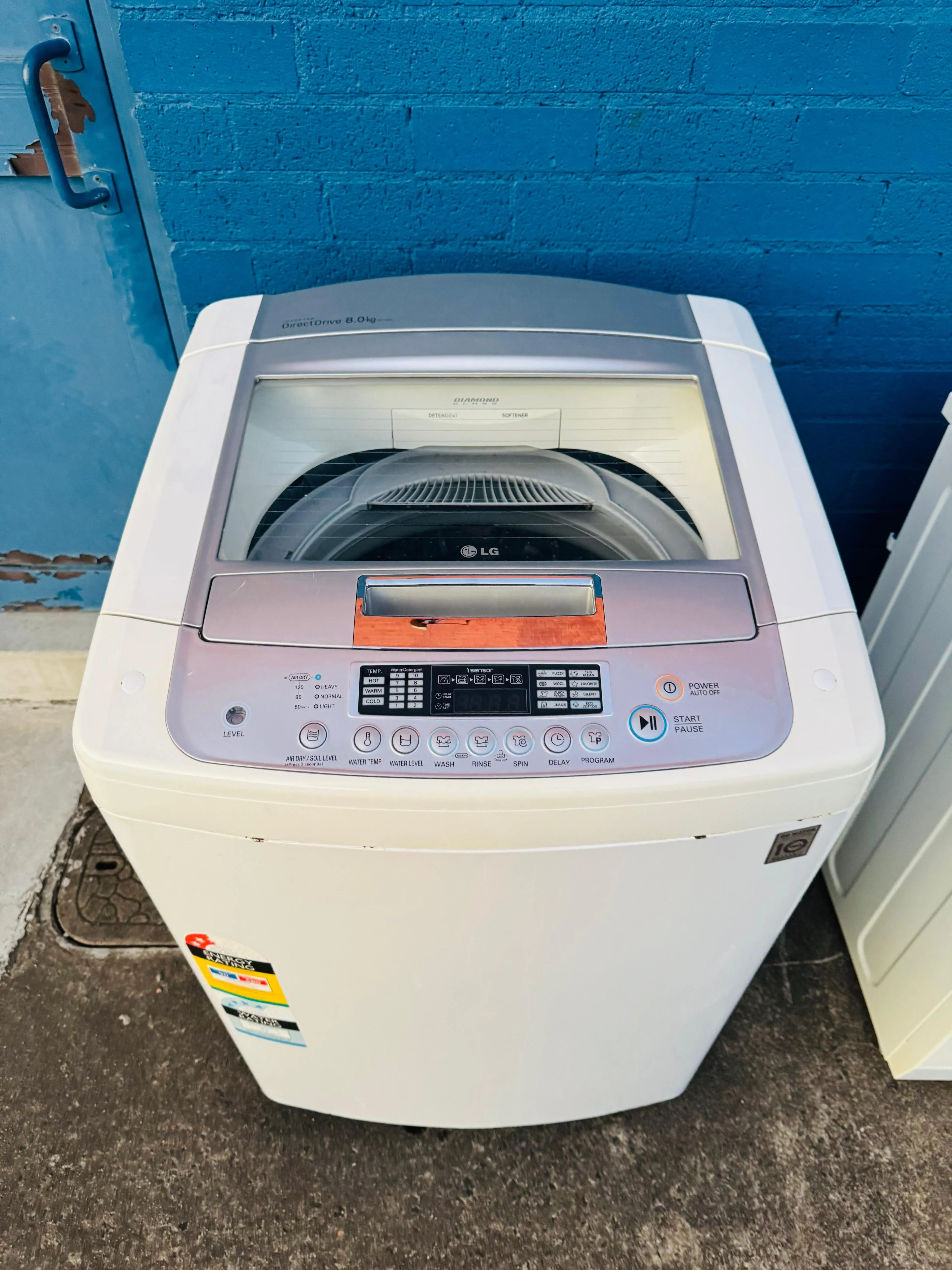 **LG 8KGS TOP LOADER WASHING MACHINE**