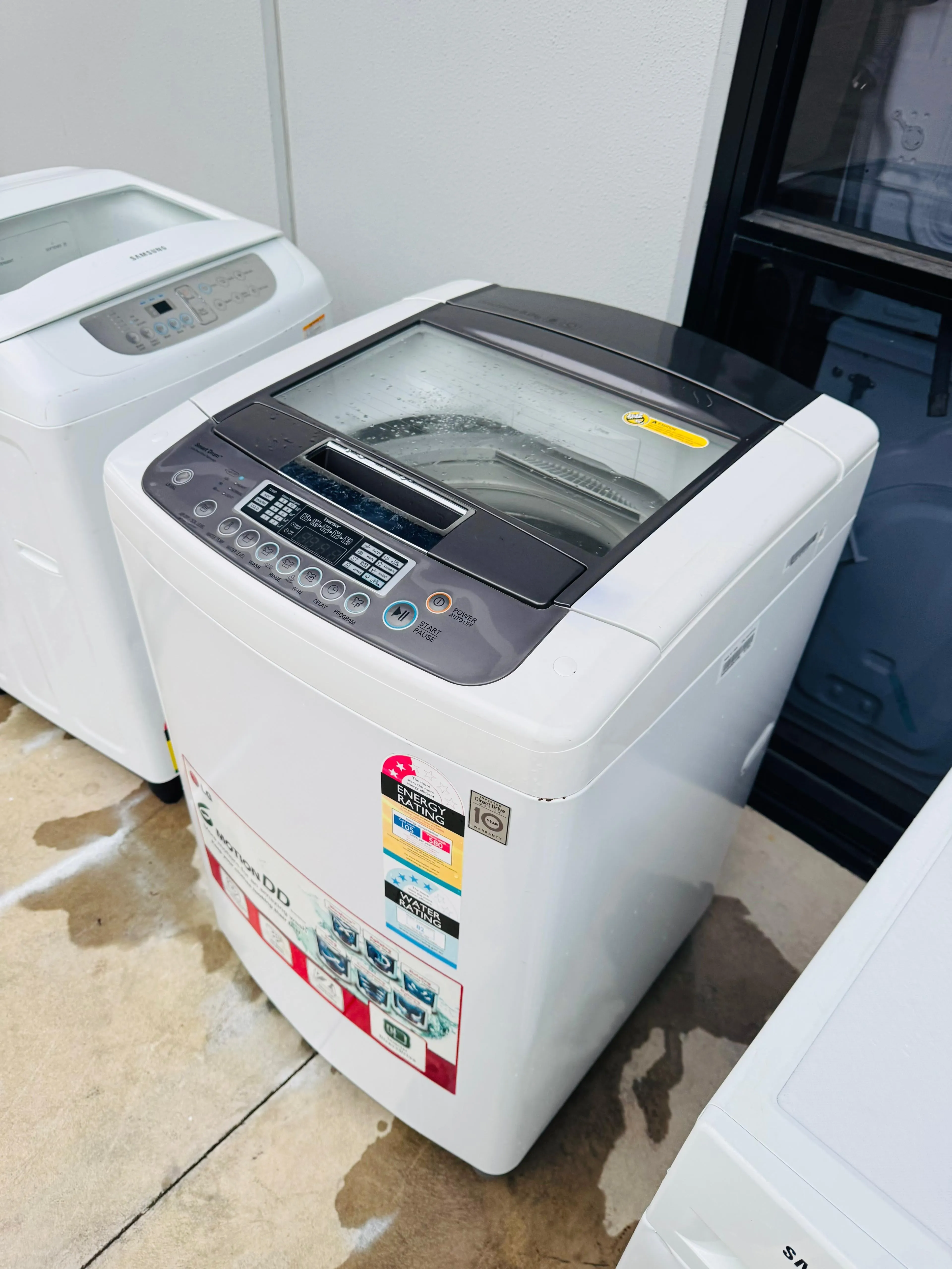 **LG 8KGS TOP LOADER WASHING MACHINE**