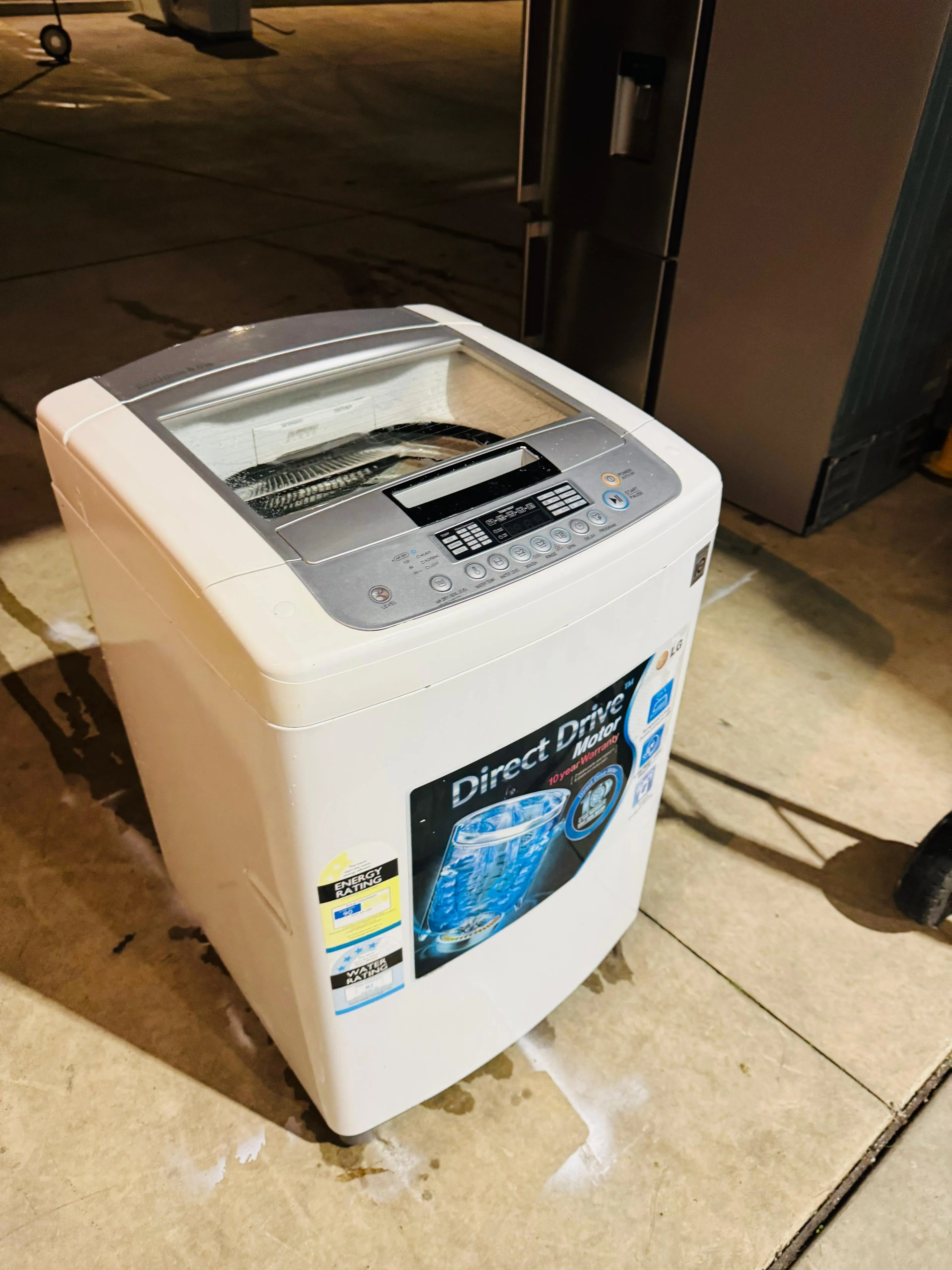 **LG 8KGS TOP LOADER WASHING MACHINE**