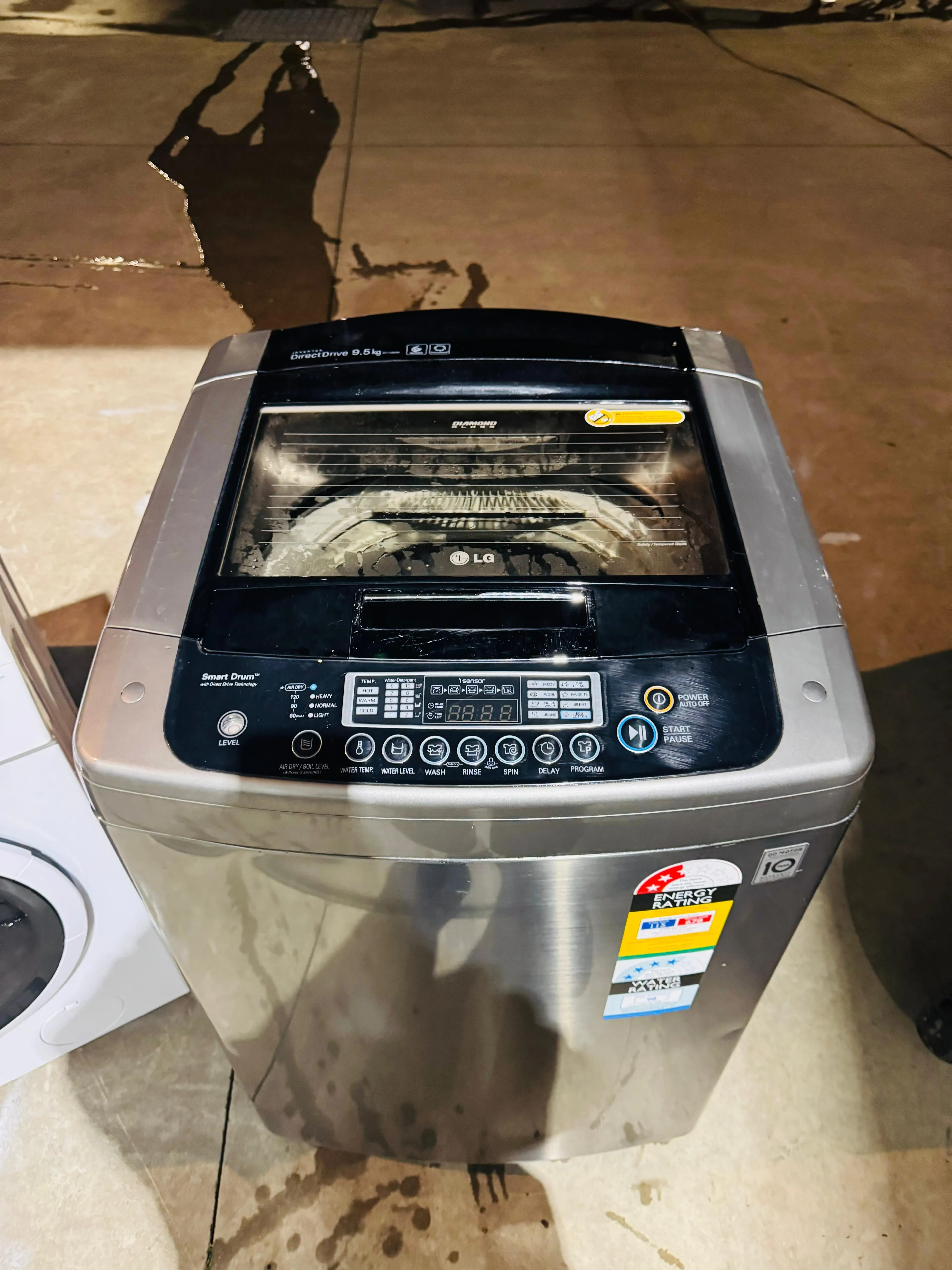 **LG 9.5 KGS TOP LOADER WASHING MACHINE**