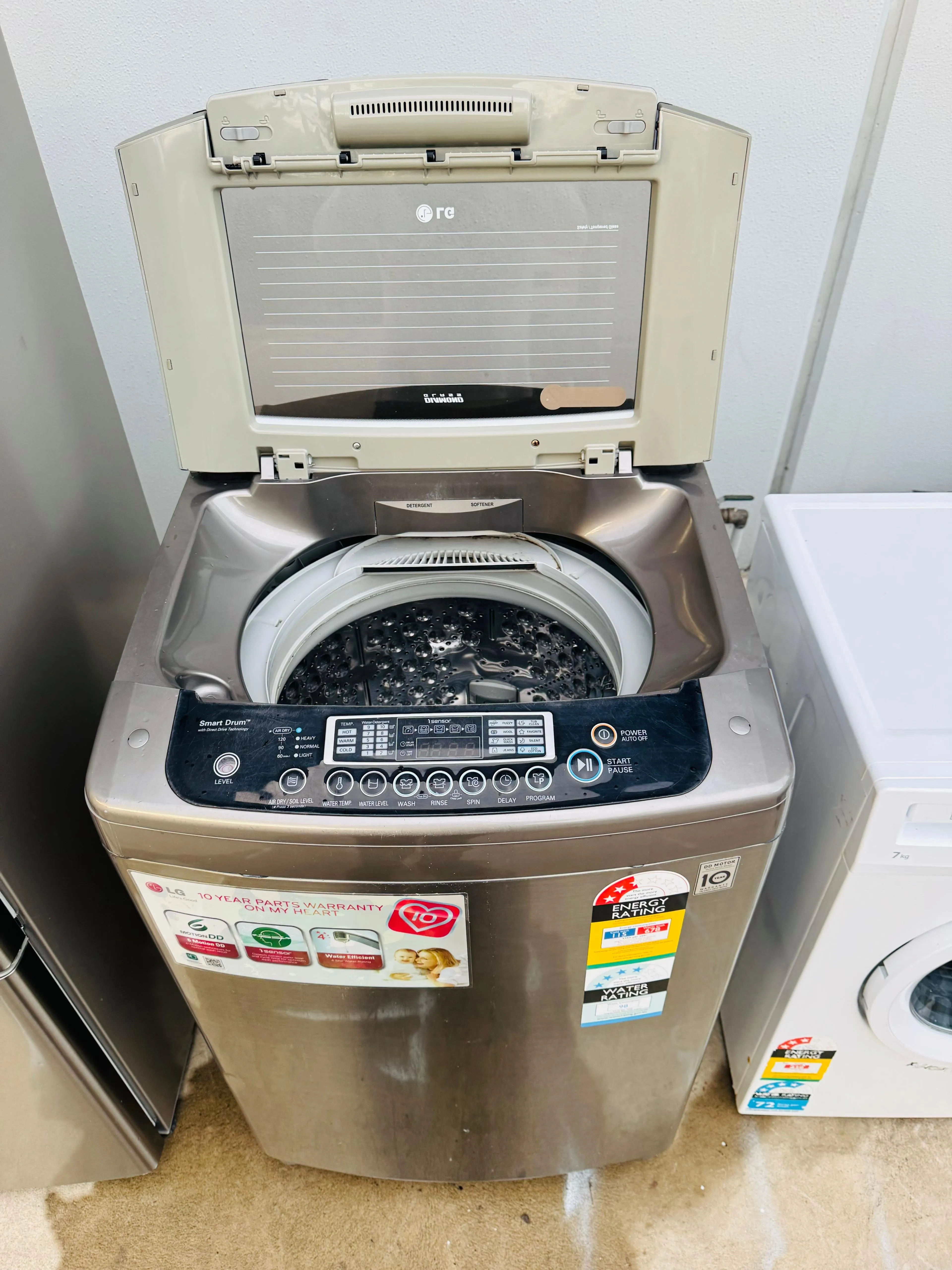 **LG 9.5 KGS TOP LOADER WASHING MACHINE**