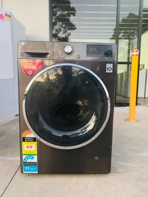 *LG 9KGS FRONT LOADER WASHING MACHINE** FREE DELIVERY