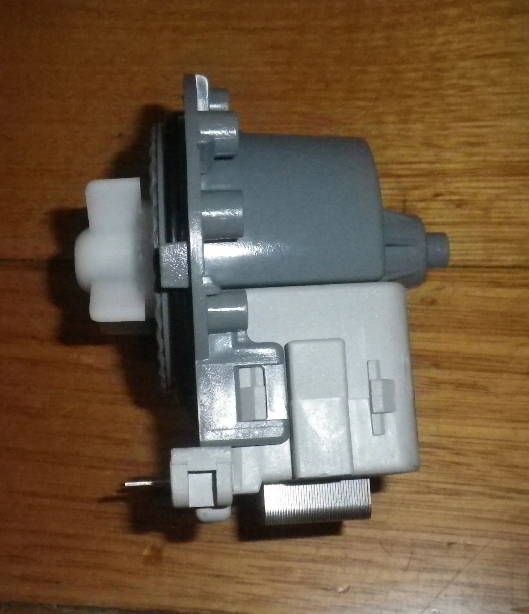 LG Compatible Magnetic Pump Motor Body - Part No. 1030239WS