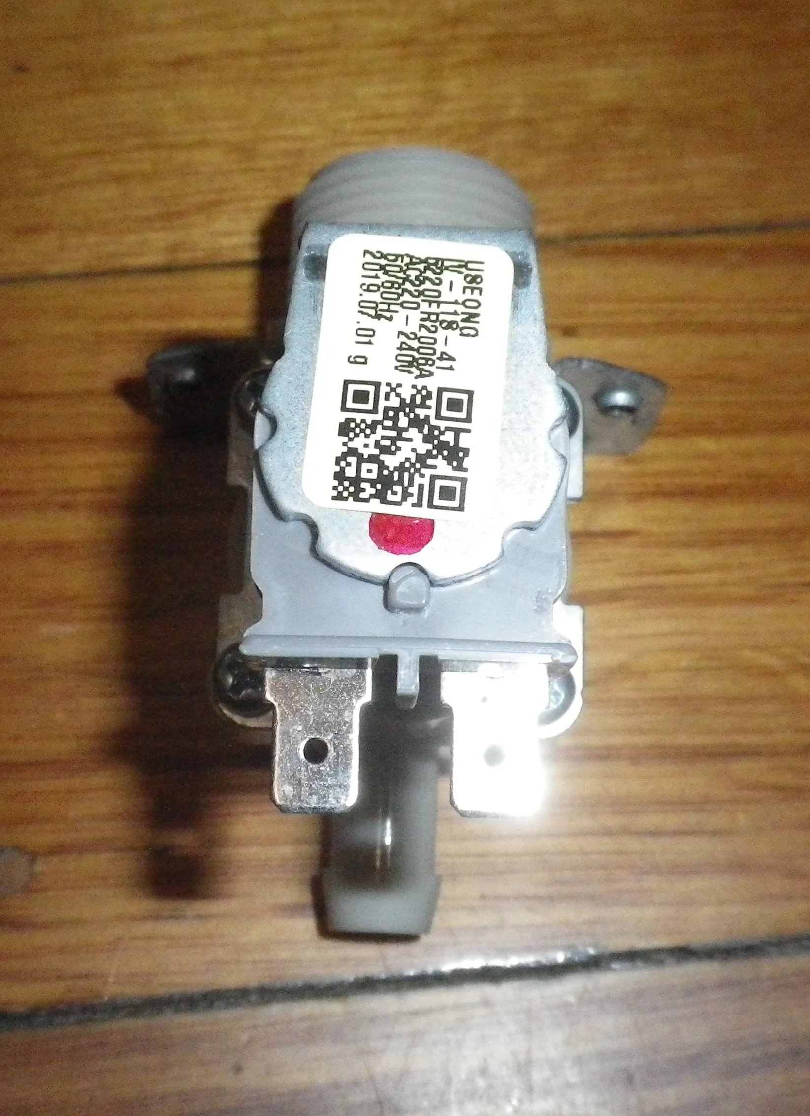 LG Straight Through Single Hot Inlet Valve - Part # 5220FR2006A