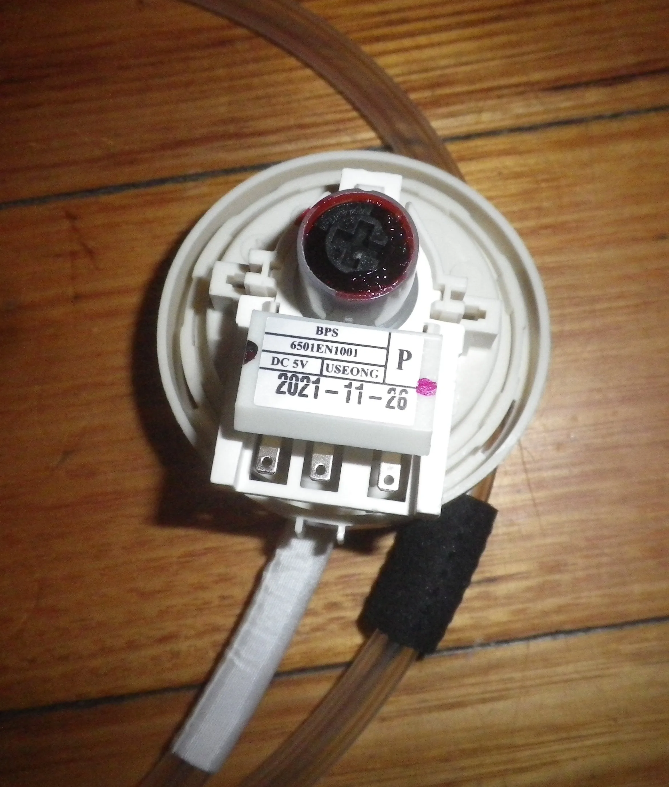 LG Top Loader Washing Machine Pressure Switch - Part # 6501EN1001P
