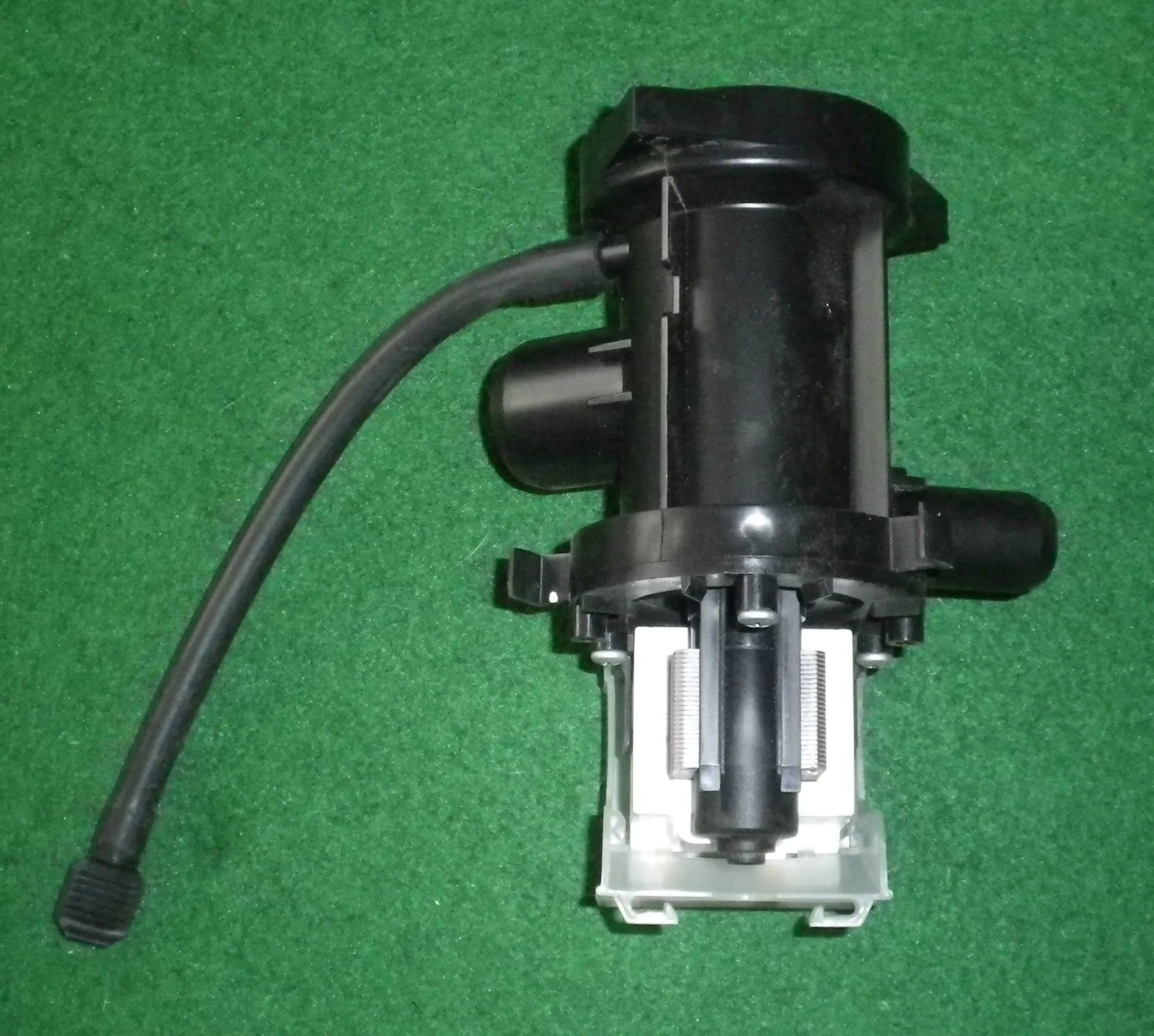 LG WD-1018C, WD-8015C, WD-8026C Compatible Drain Pump Motor - Part # 5859EN1004J
