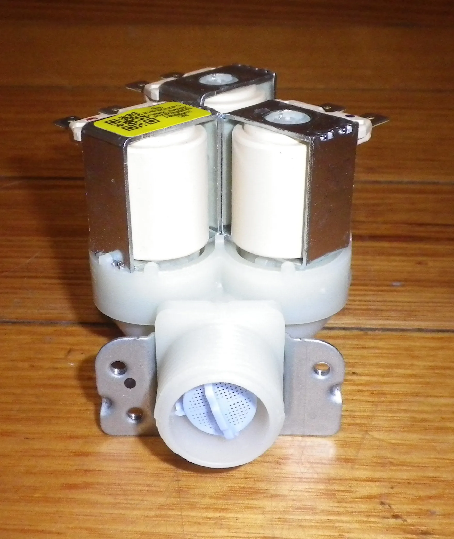 LG WD14060SD6 Triple Outlet 10mm Straight Inlet Valve - Part # 5220FR2075E