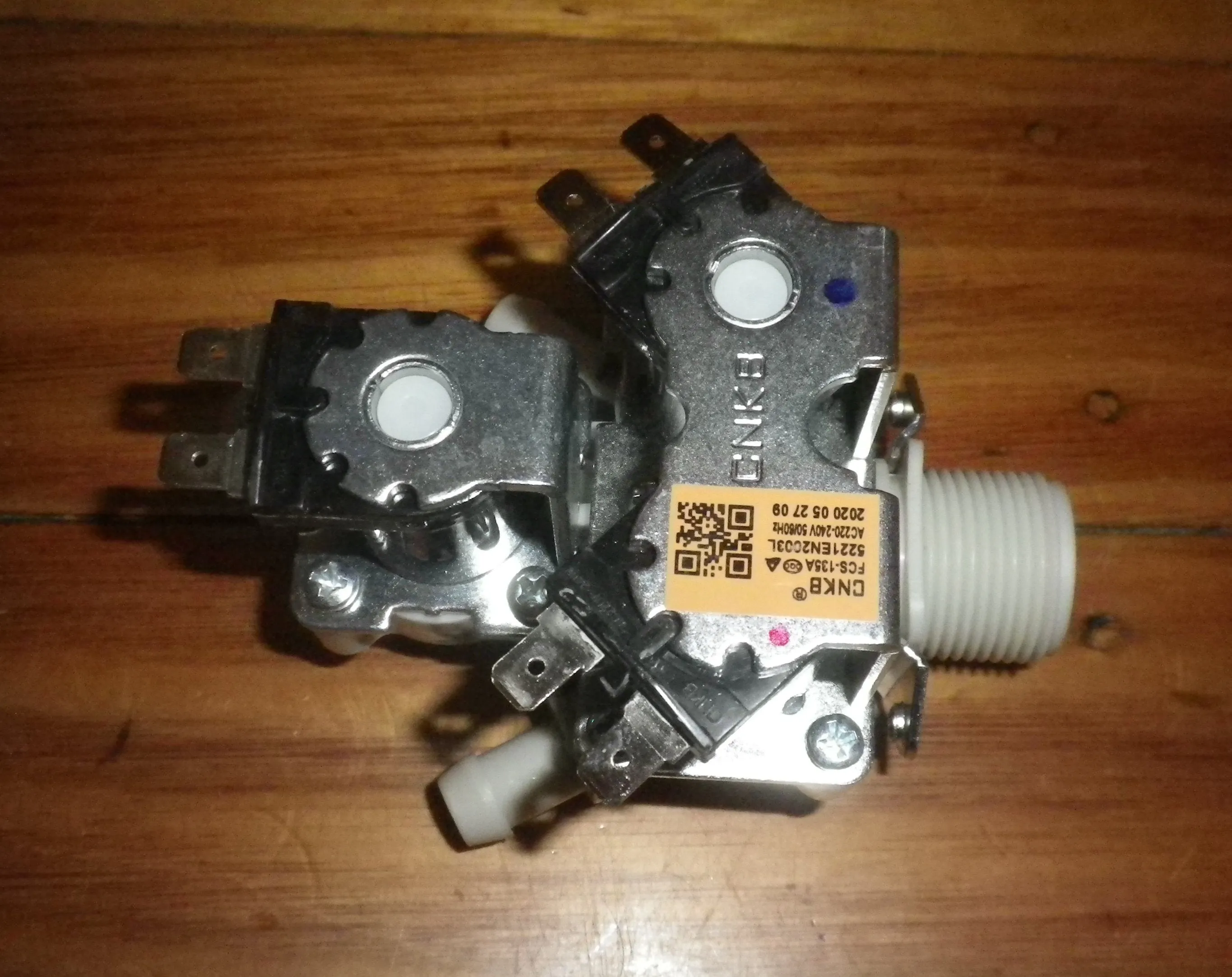 LG WD1409NCW Triple Outlet 10mm Straight Inlet Valve - Part # 5221EN2003L