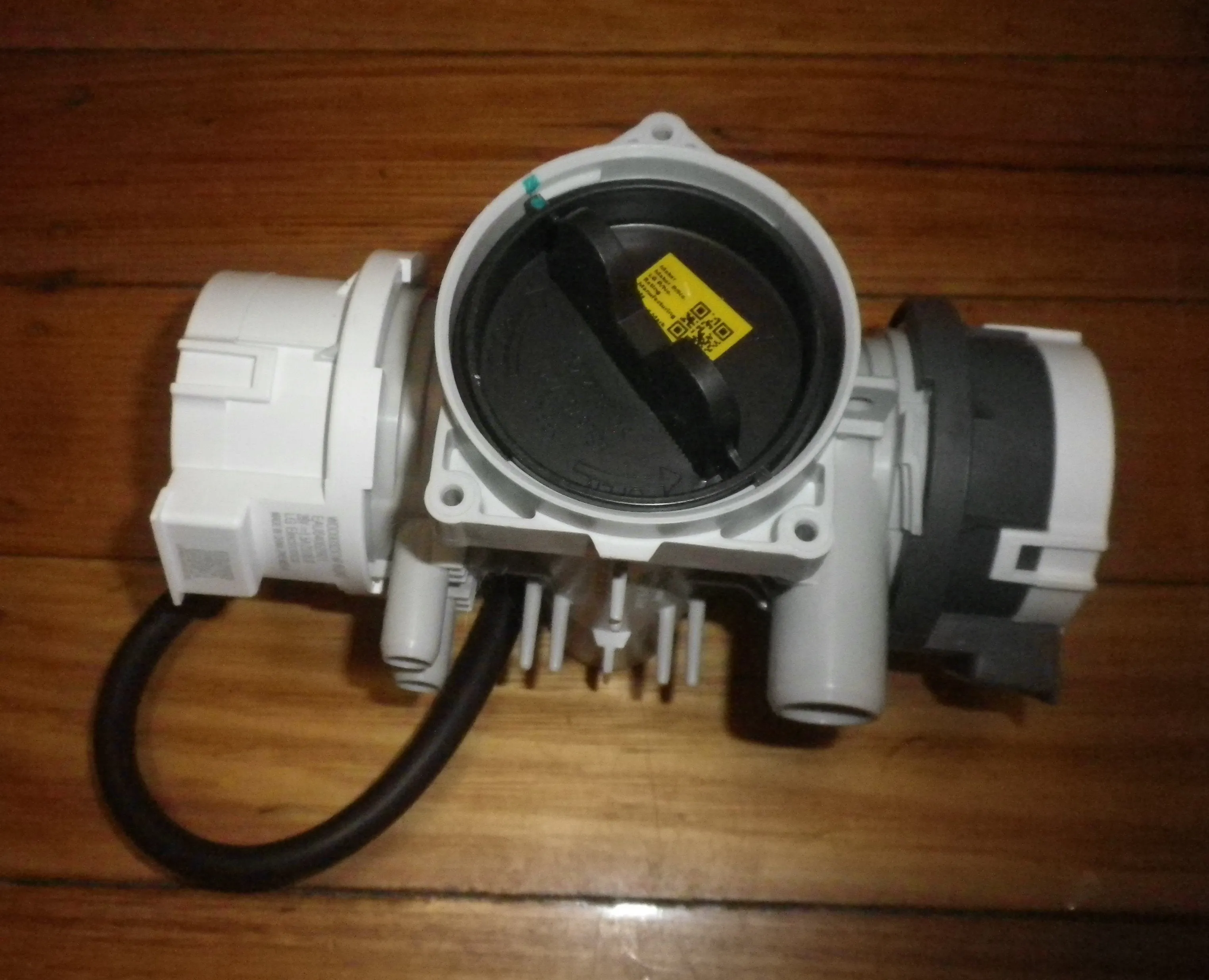 LG WXLC-1116B, WXL-1014x Electric Drain Pump Motor - Part # AHA75693404