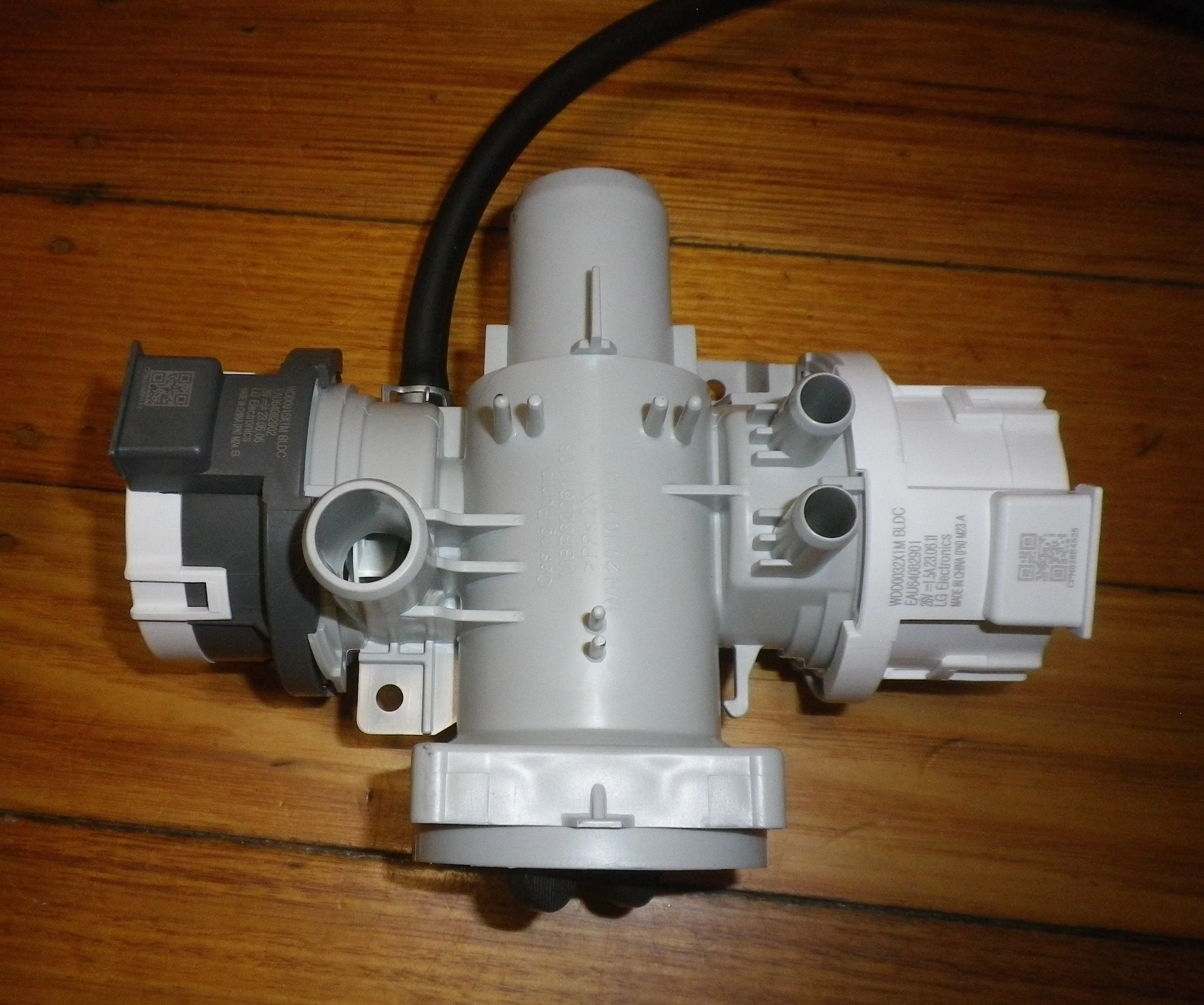LG WXLC-1116B, WXL-1014x Electric Drain Pump Motor - Part # AHA75693404