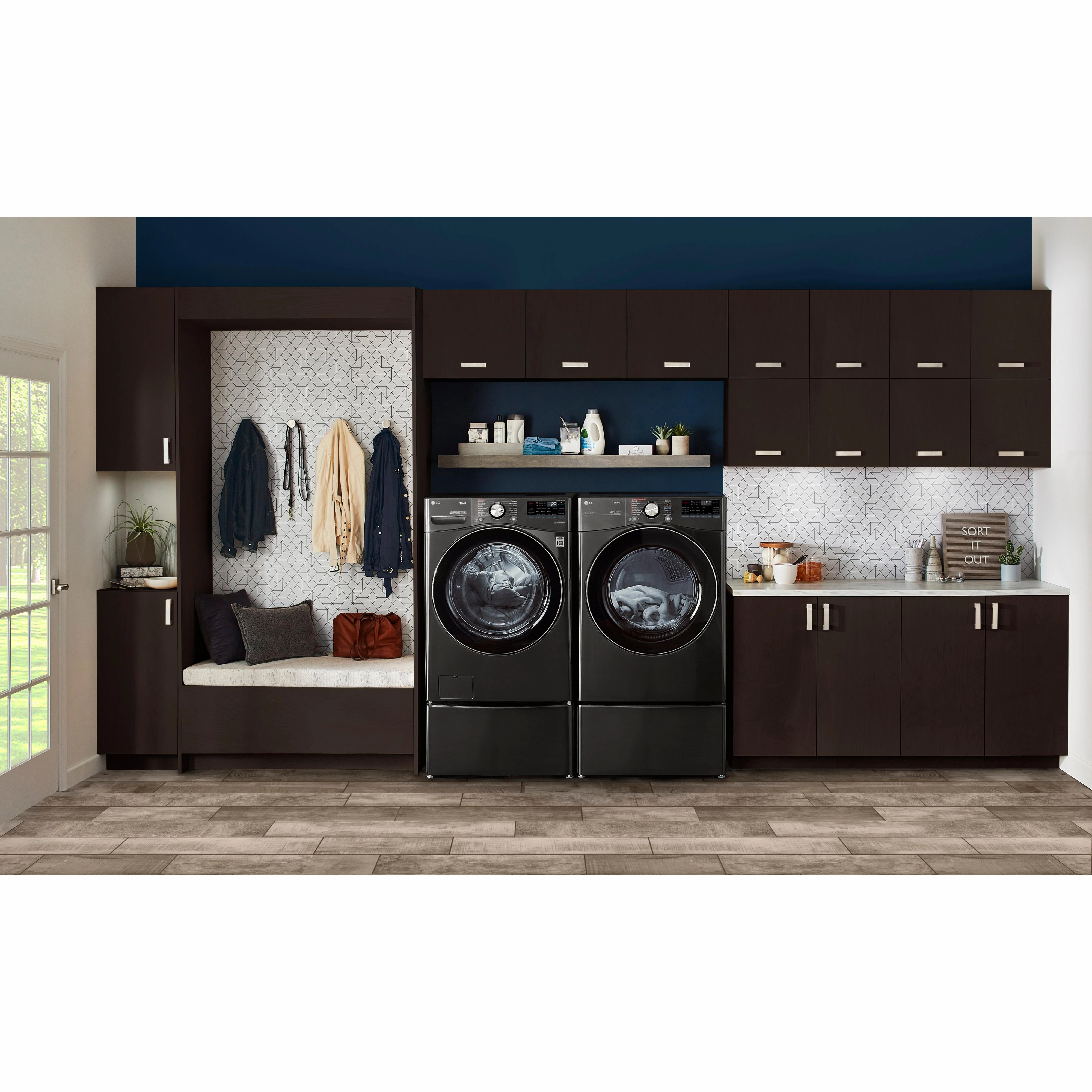 LG 7.4 cu.ft. Electric Dryer with TurboSteam Technology DLEX4200B