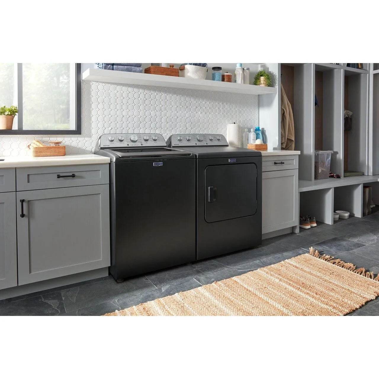 Maytag 5.5 cu. ft. Top Loading Washer MVW5430PBK