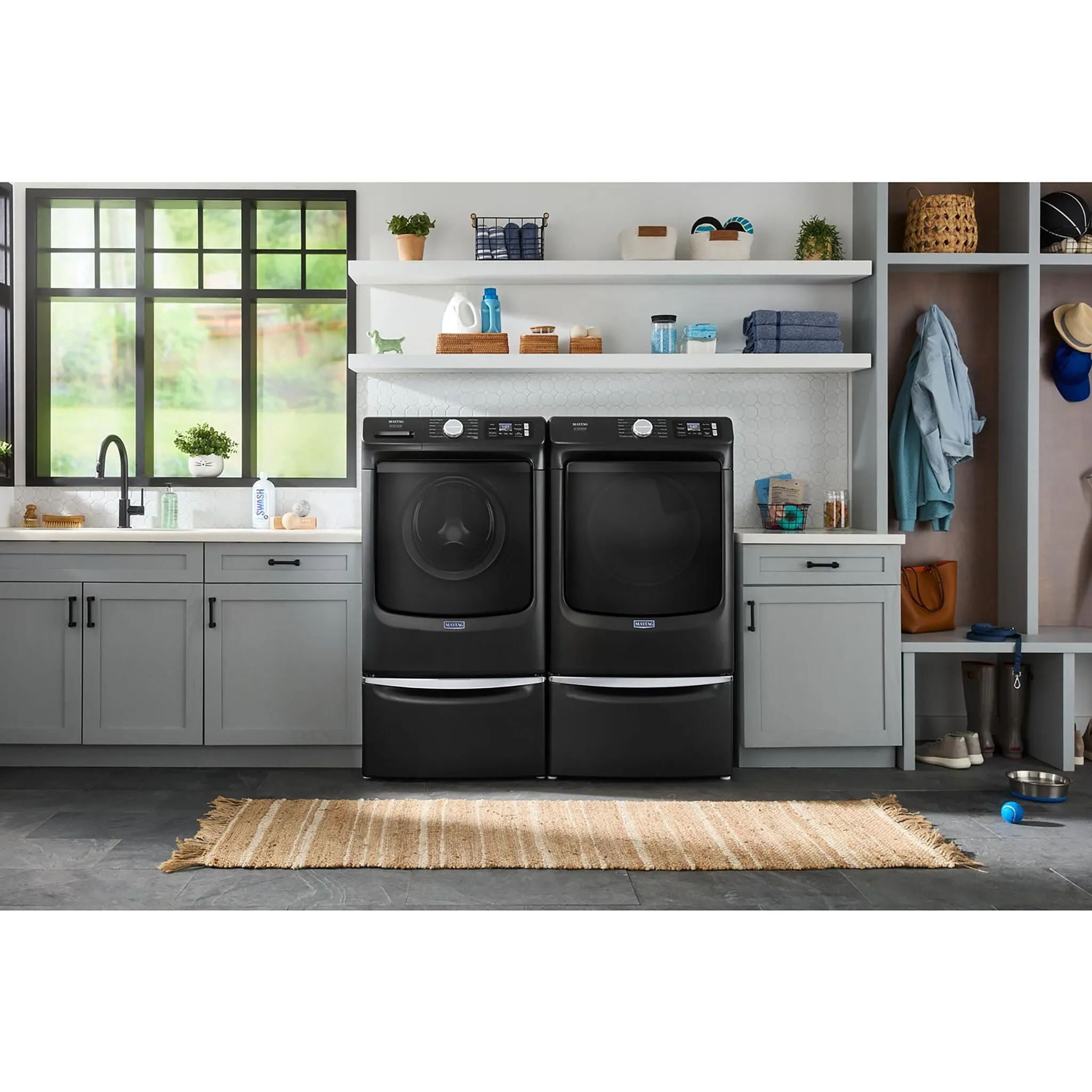 Maytag Volcano Black Front-Load Washer with Pet Pro (5.8 Cu.Ft.) - MFW7020RU