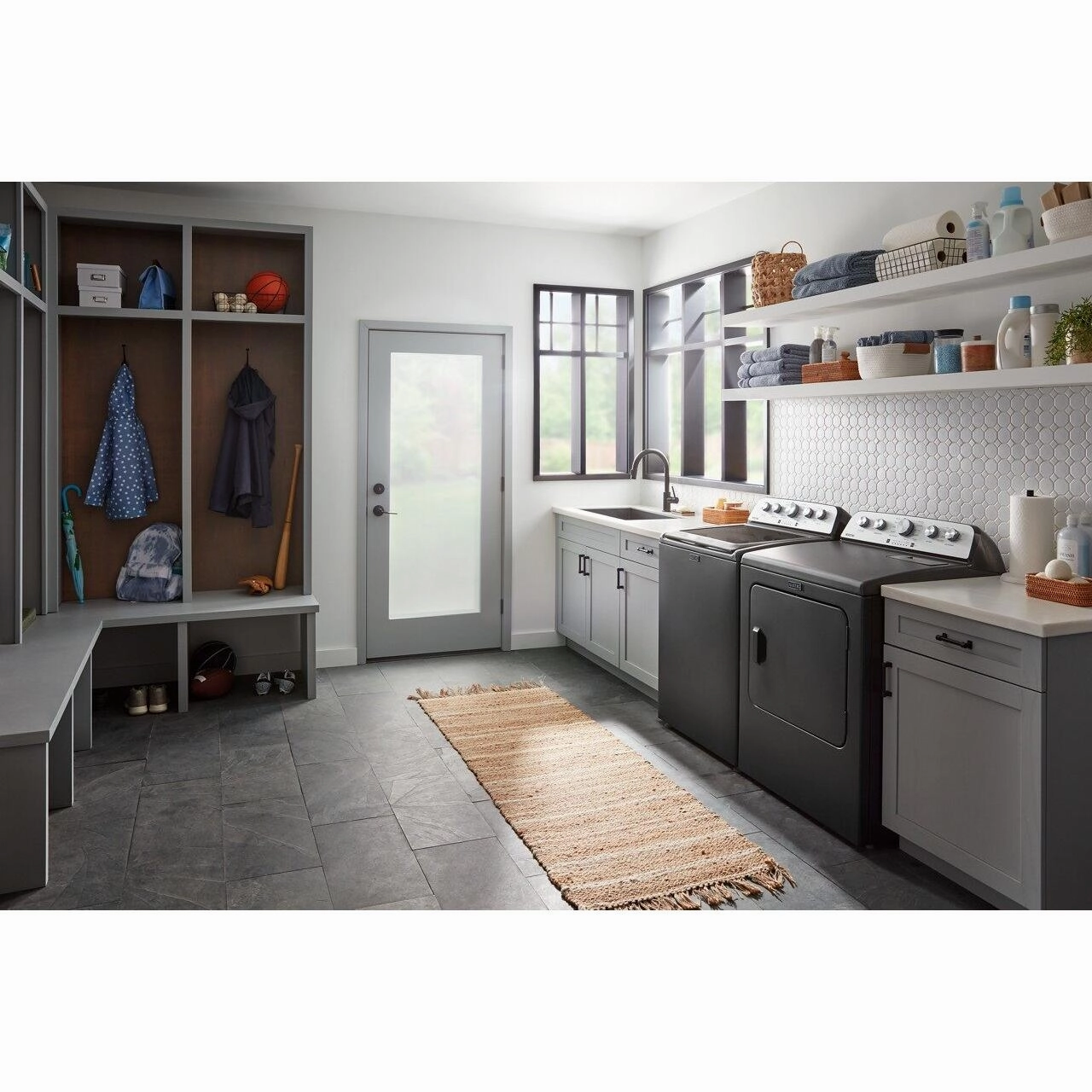 Maytag 7.0 cu. t. Electric Dryer YMED5430PBK