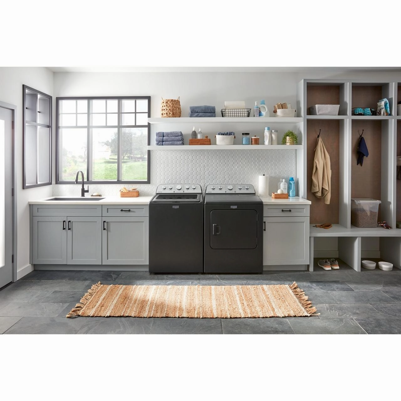 Maytag 7.0 cu. t. Electric Dryer YMED5430PBK