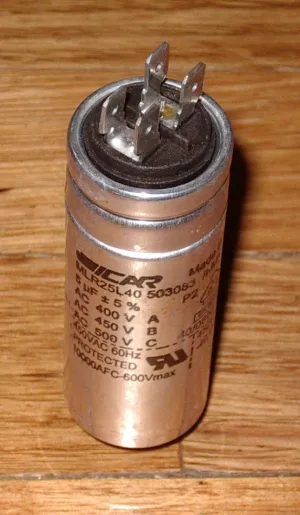 Metal 5uF 450Volt Motor Start/Run Capacitor - CAP005G