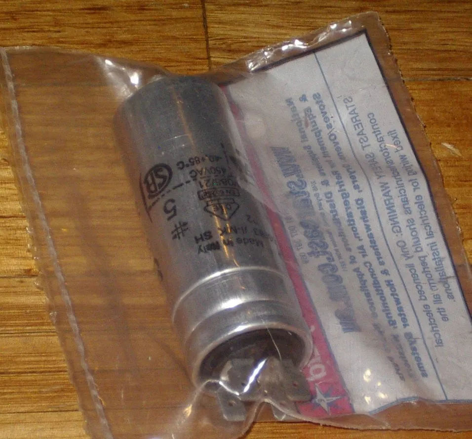 Metal 5uF 450Volt Motor Start/Run Capacitor - CAP005G