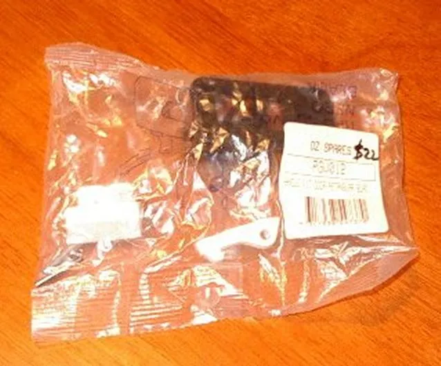 Pacific Gorenje Rectangular Front Loader Door Catch with Button - Part # PGW012