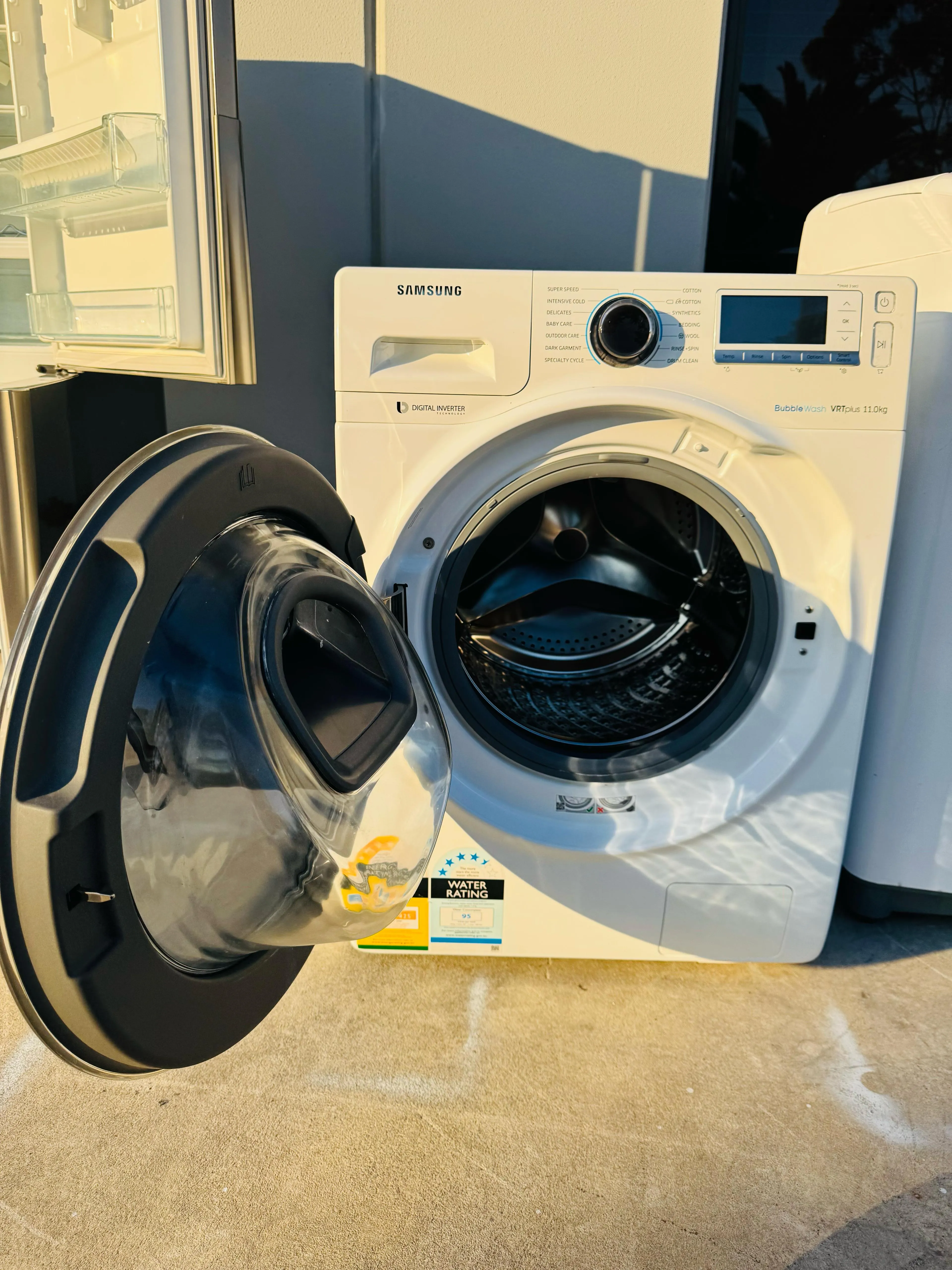*SAMSUNG 11KGS FRONT LOADER WASHING MACHINE** FREE DELIVERY