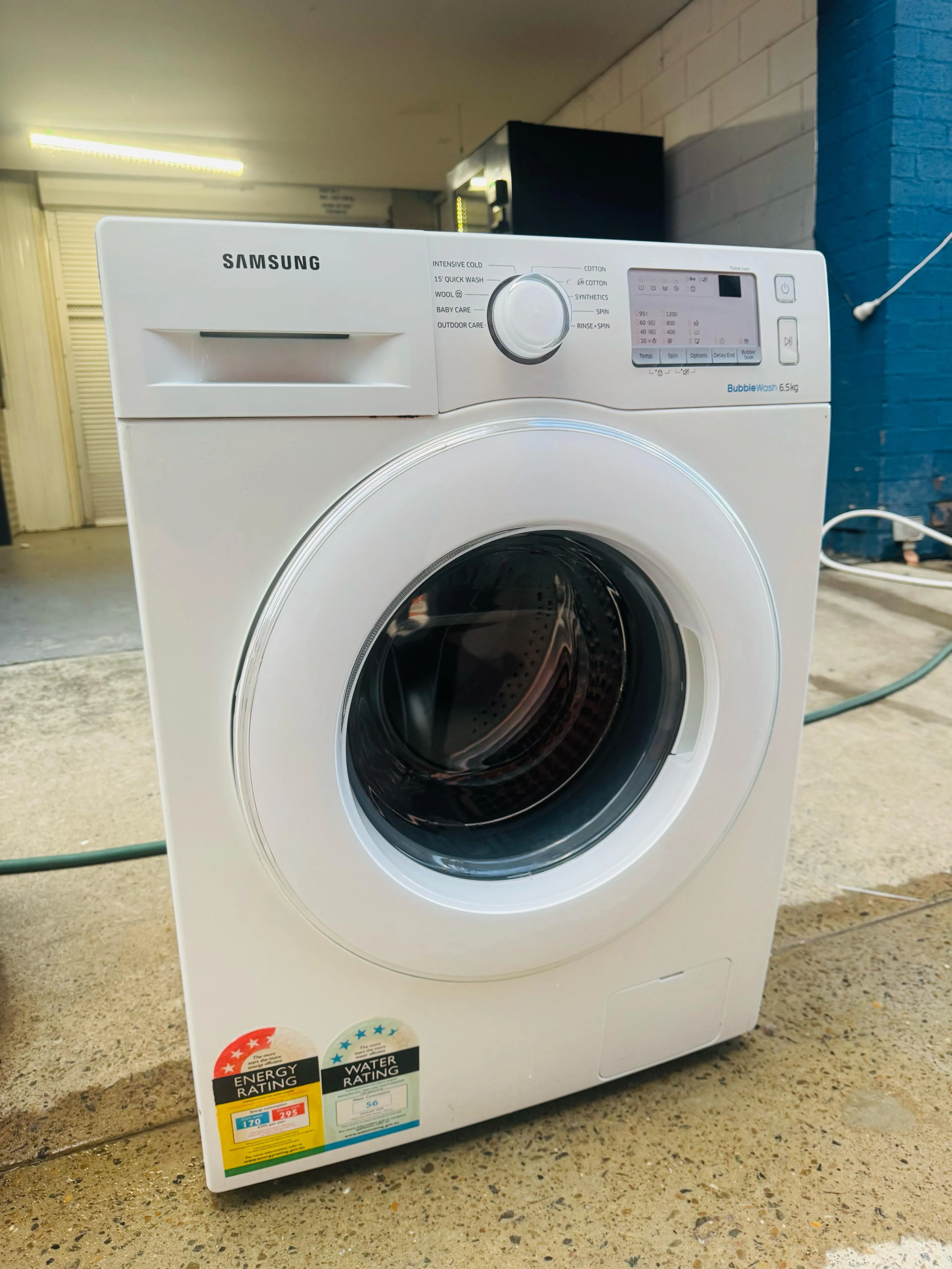 **SAMSUNG 6.5 KGS FRONT LOADER WASHING MACHINE**