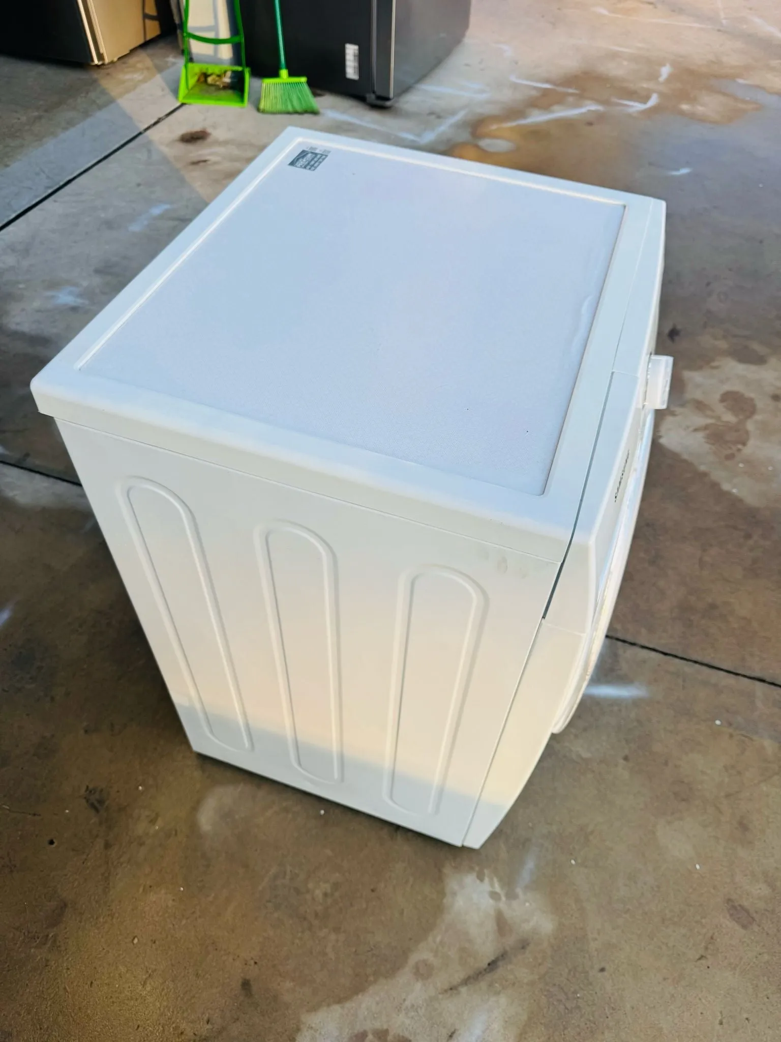 **SAMSUNG 6.5 KGS FRONT LOADER WASHING MACHINE**