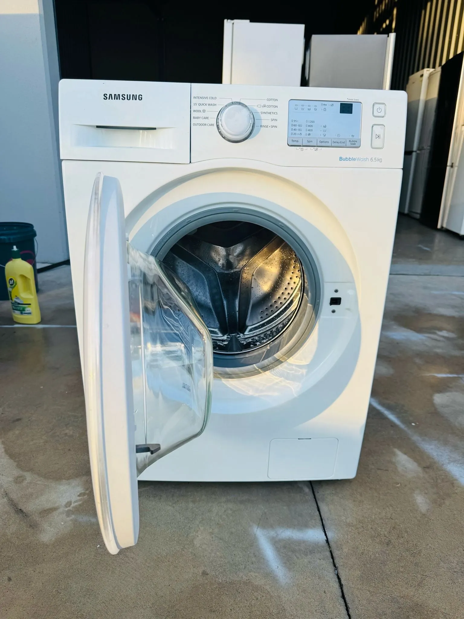 **SAMSUNG 6.5 KGS FRONT LOADER WASHING MACHINE**