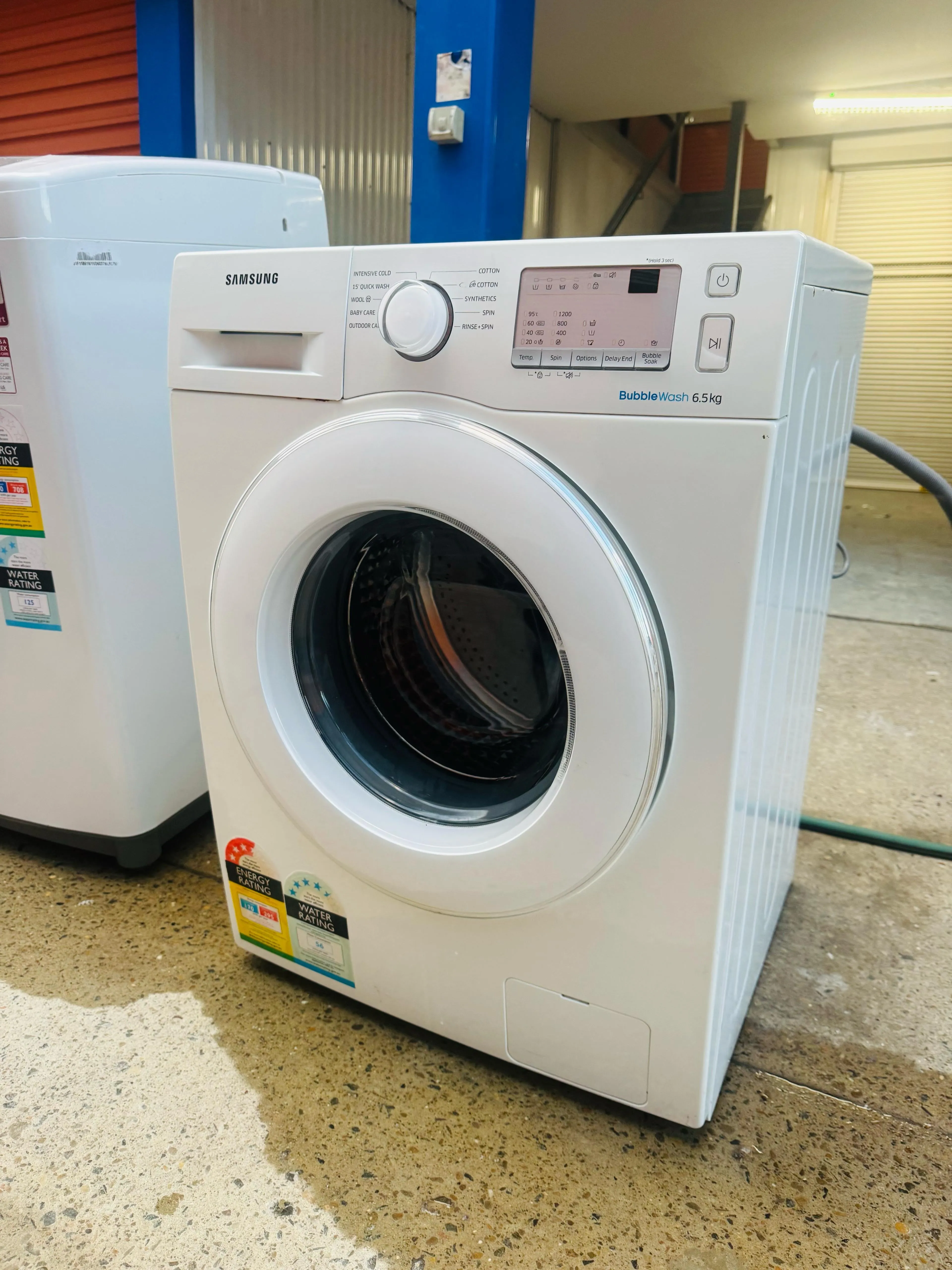 **SAMSUNG 6.5 KGS FRONT LOADER WASHING MACHINE**