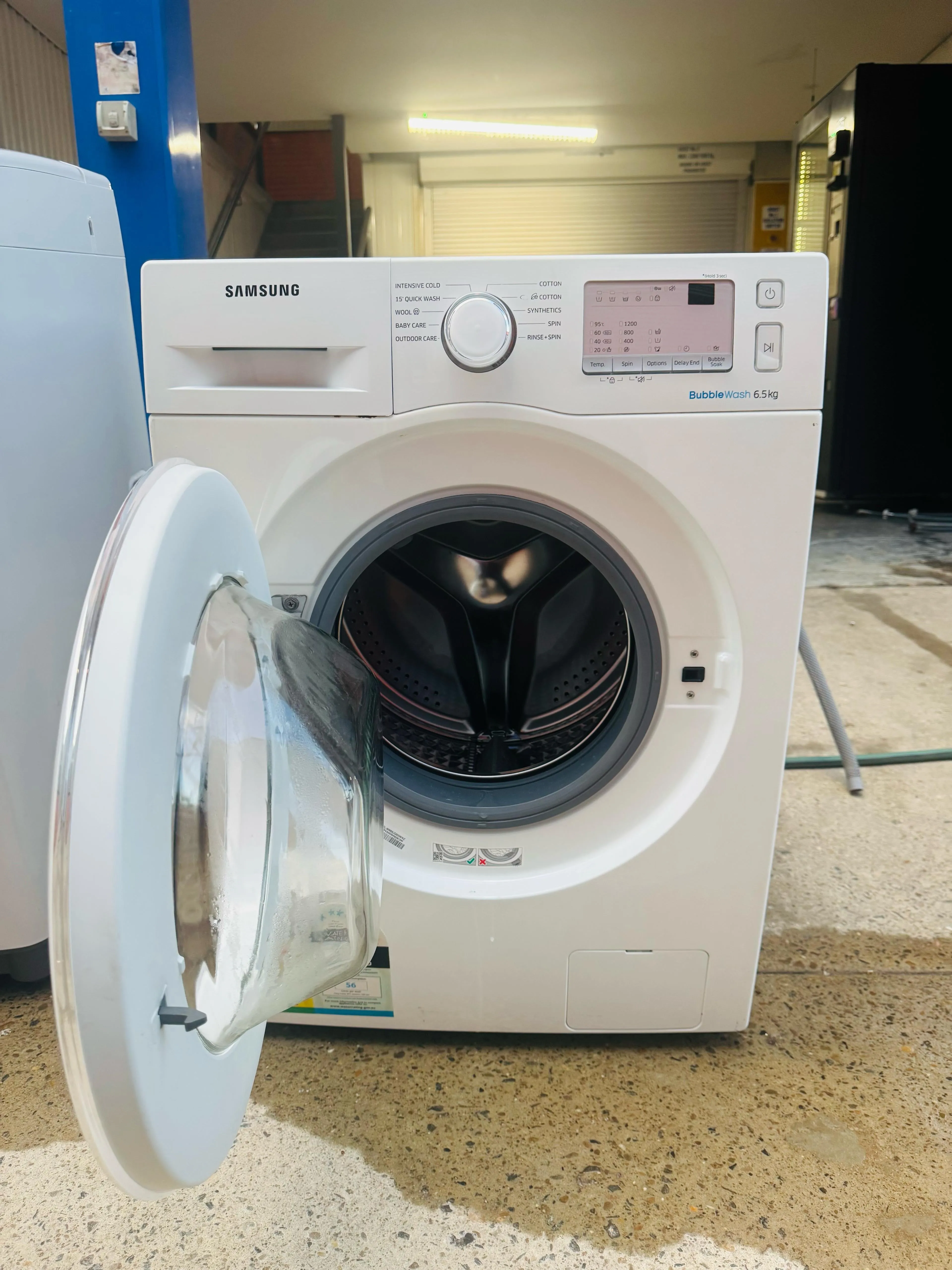 **SAMSUNG 6.5 KGS FRONT LOADER WASHING MACHINE**
