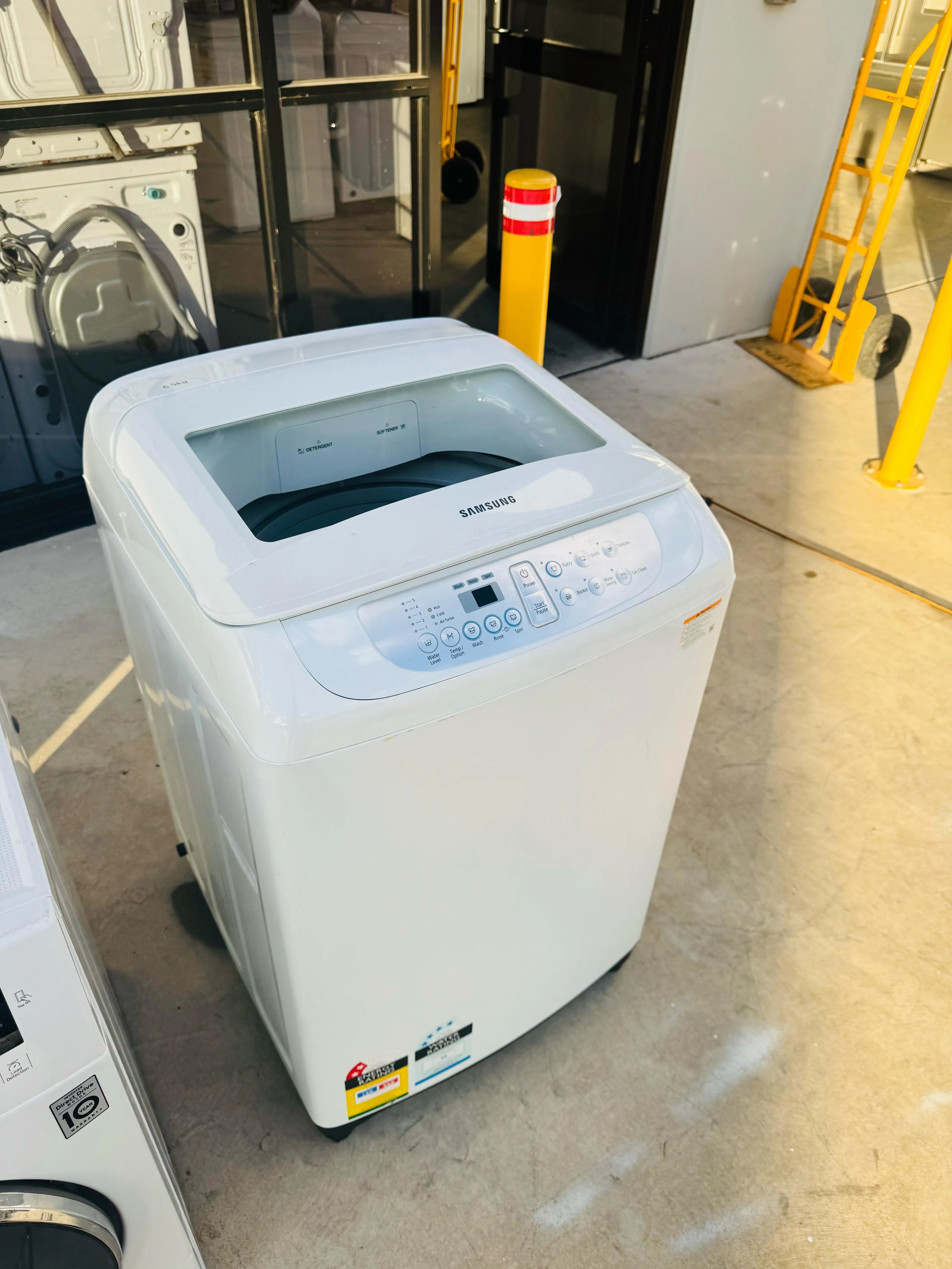 **SAMSUNG 6.5 KGS  TOP LOADER WASHING MACHINE** FREE DELIVERY