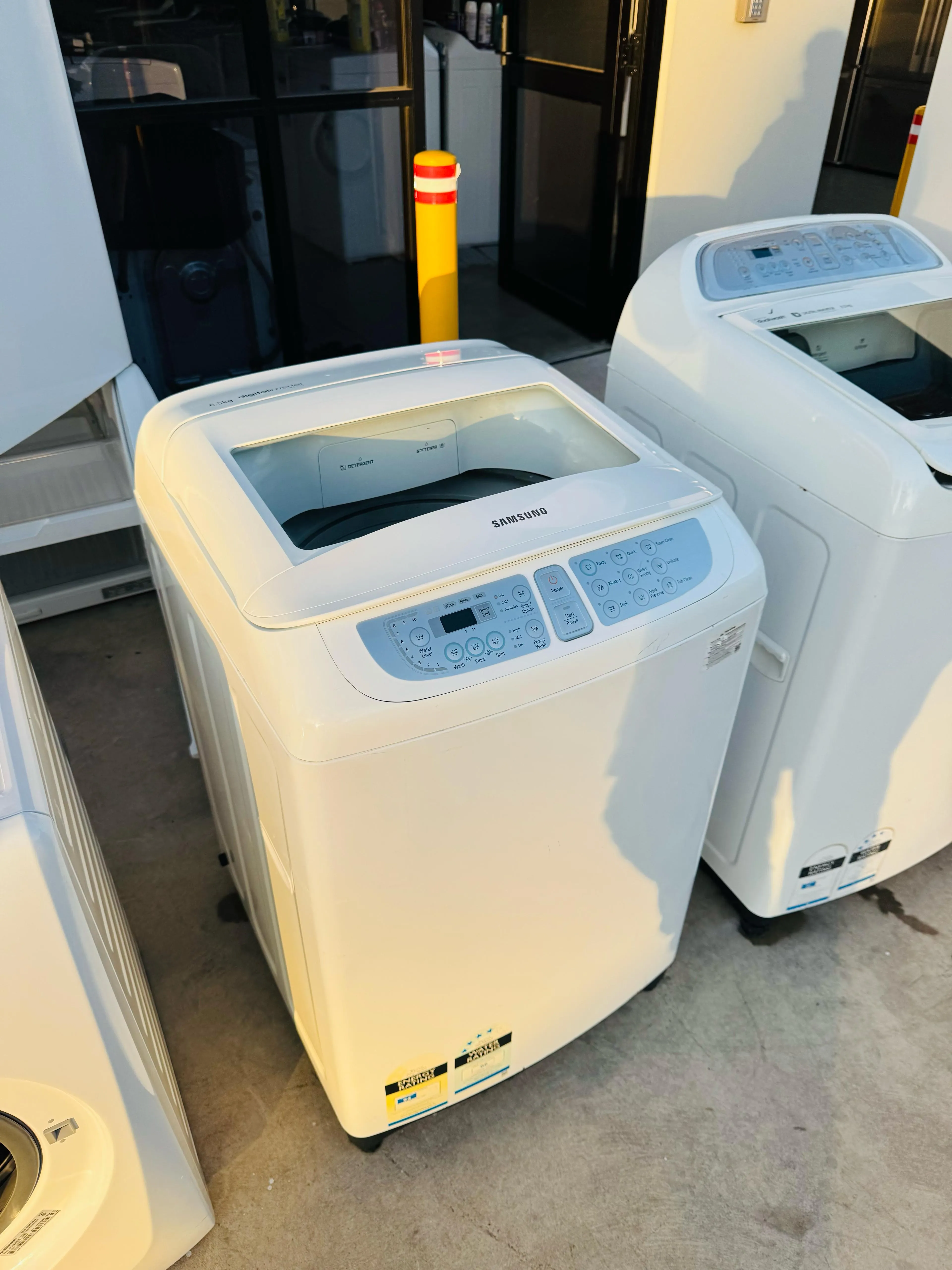 **SAMSUNG 6.5 KGS  TOP LOADER WASHING MACHINE**FREE DELIVERY