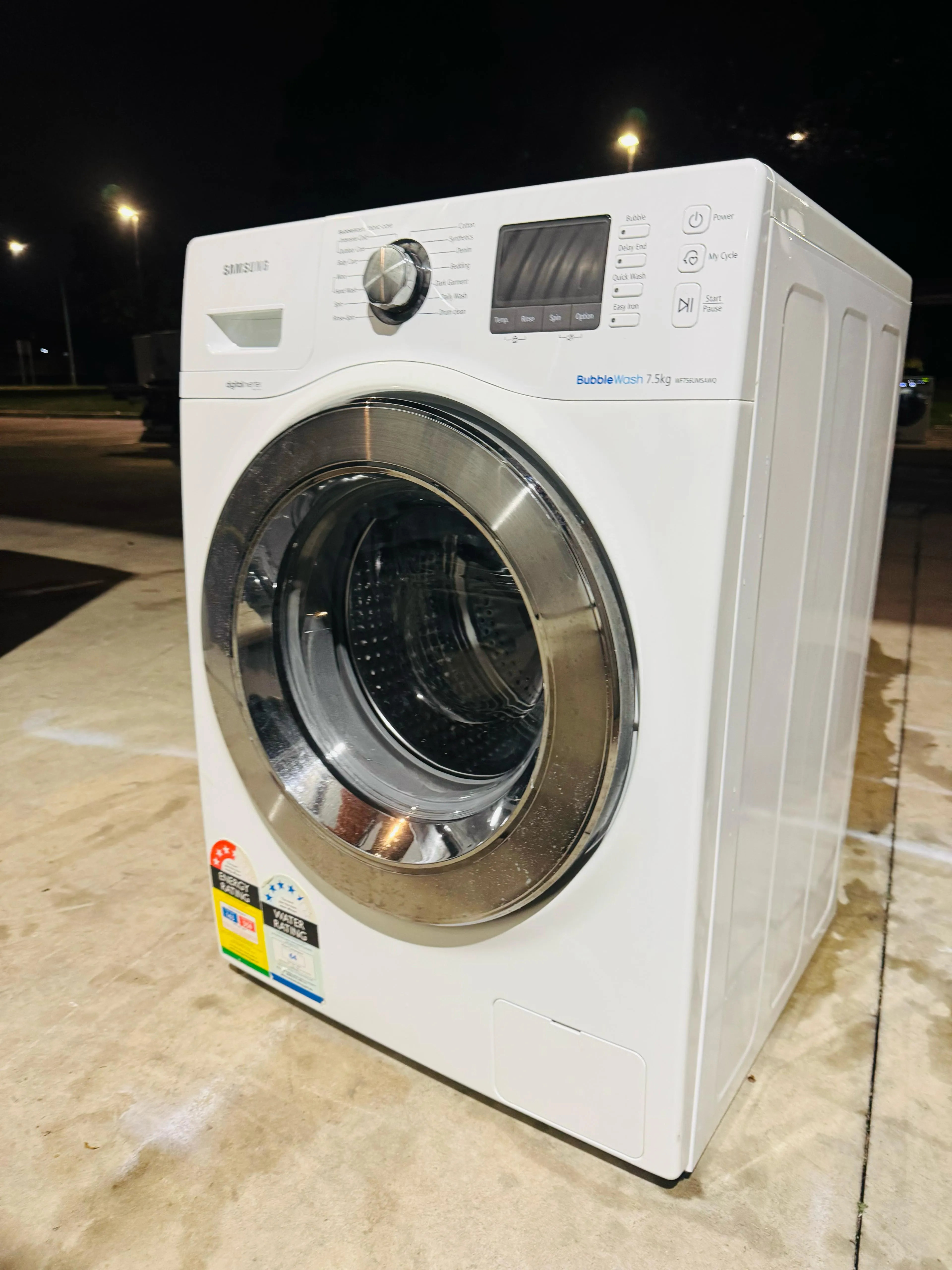 **SAMSUNG 7.5 KGS FRONT LOADER WASHING MACHINE** FREE DELIVERY