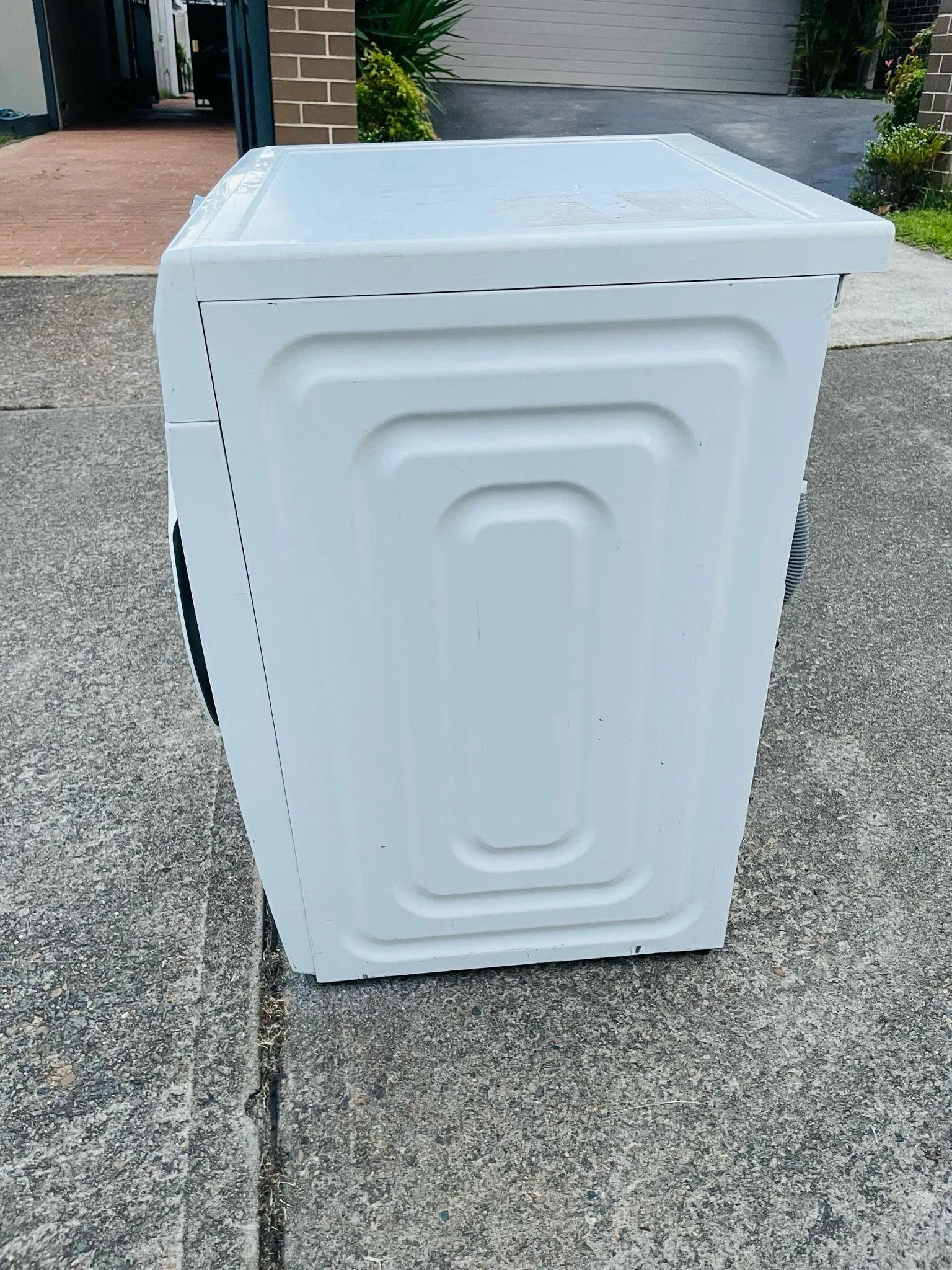 **SAMSUNG 7.5 KGS FRONT LOADER WASHING MACHINE**