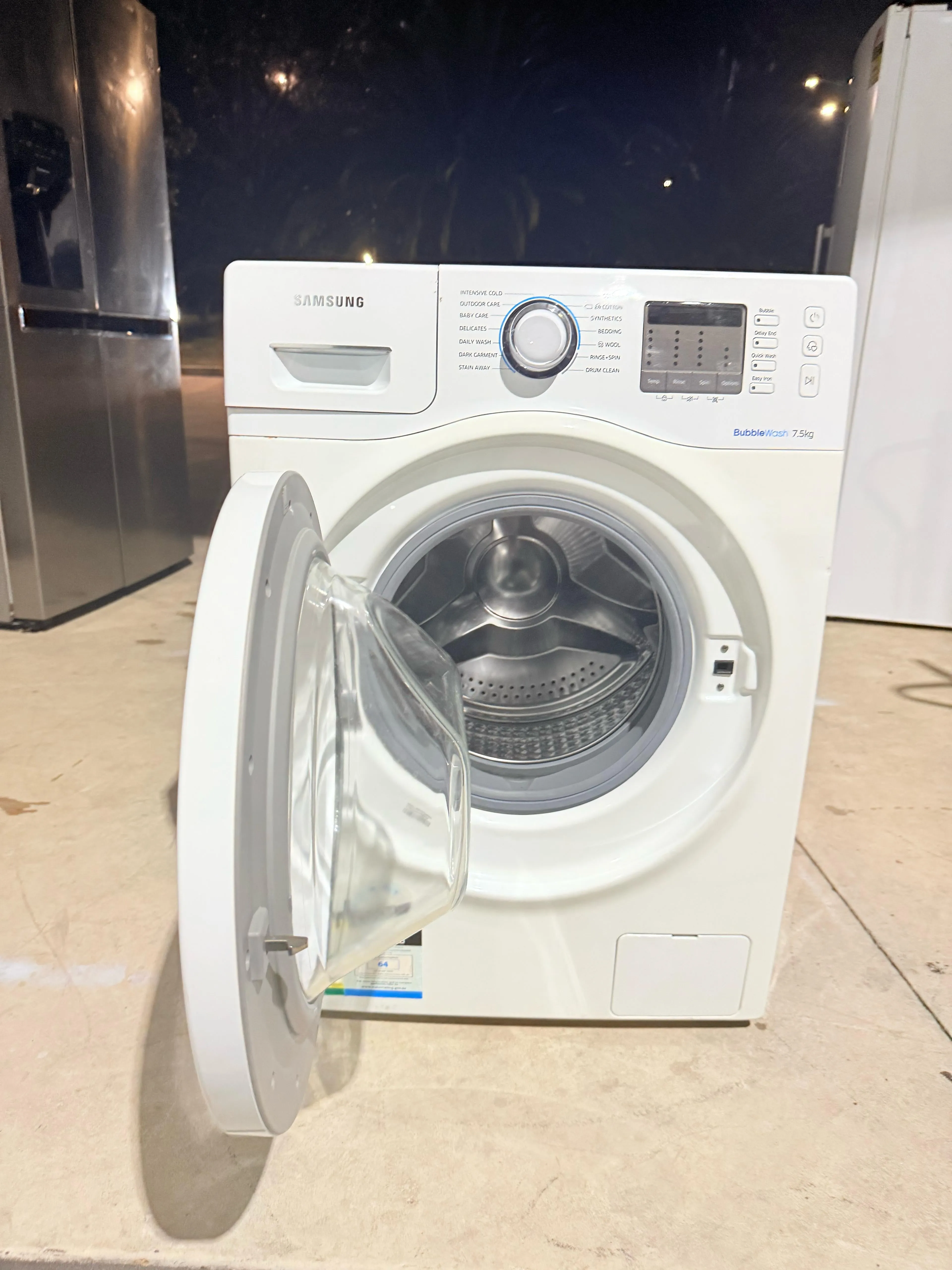 **SAMSUNG 7.5 KGS FRONT LOADER WASHING MACHINE**
