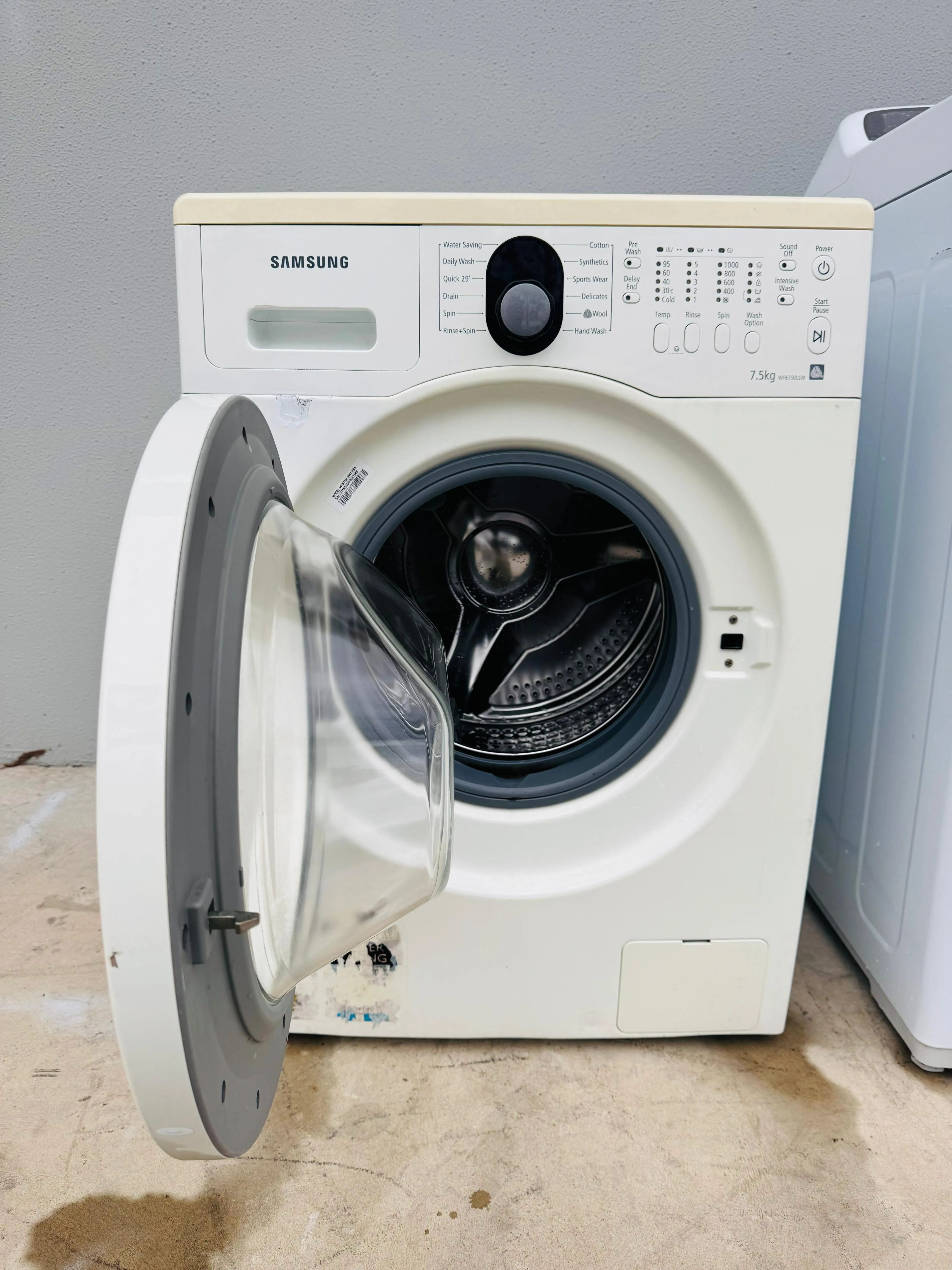 **SAMSUNG 7.5KGS FRONT LOADER WASHING MACHINE**