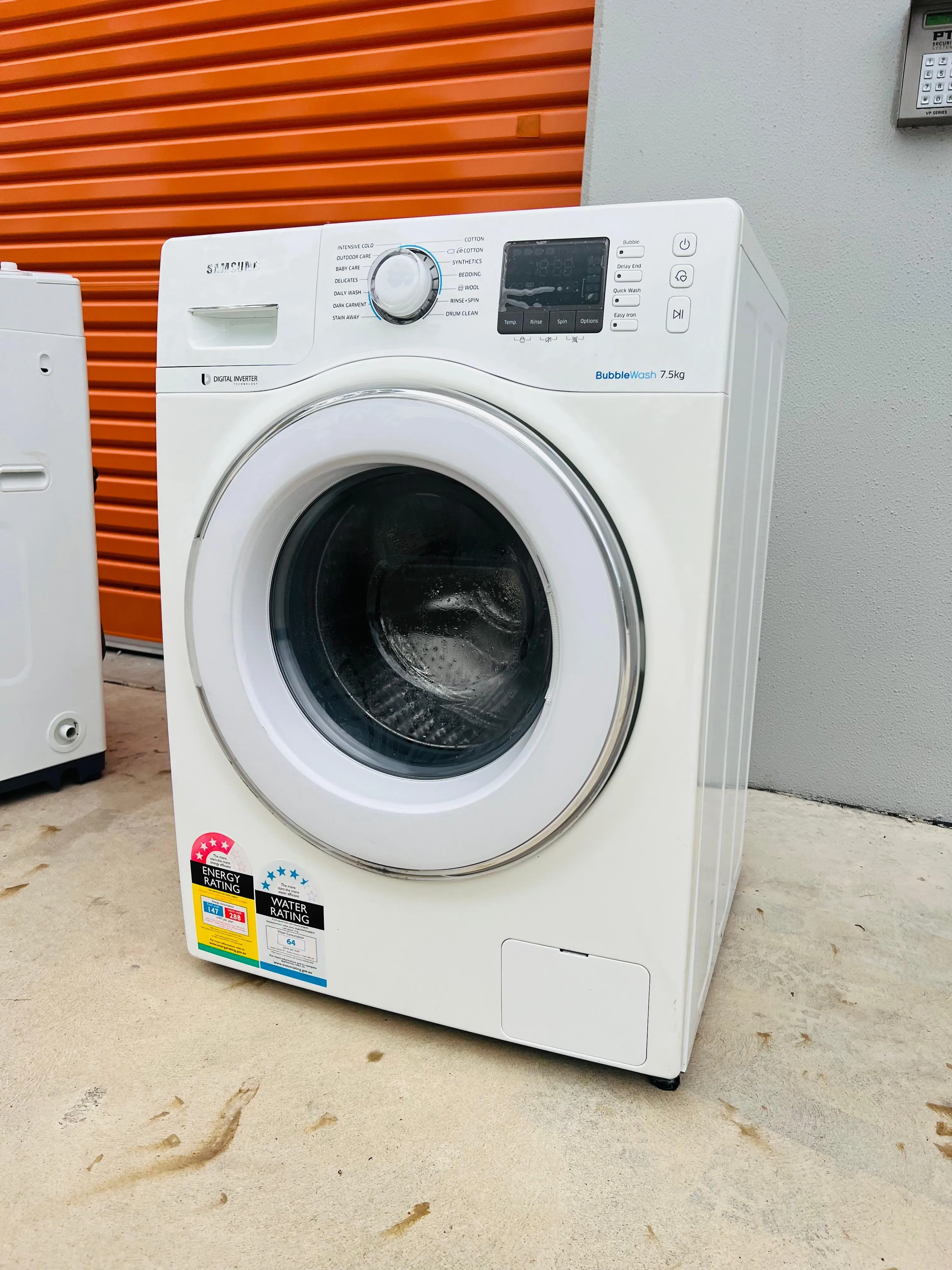 **SAMSUNG 7.5KGS FRONT LOADER WASHING MACHINE**