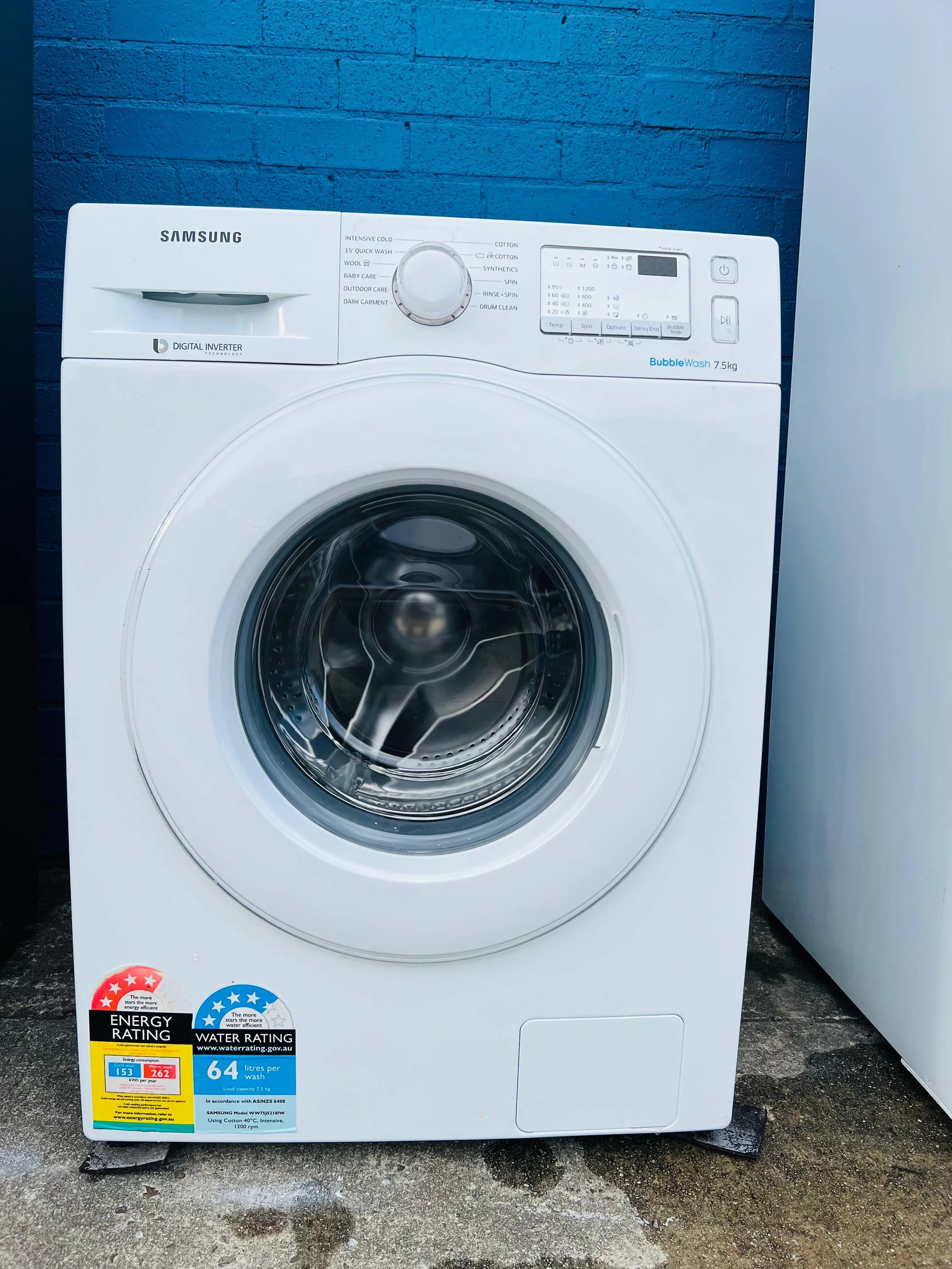 **SAMSUNG 7.5KGS FRONT LOADER WASHING MACHINE**