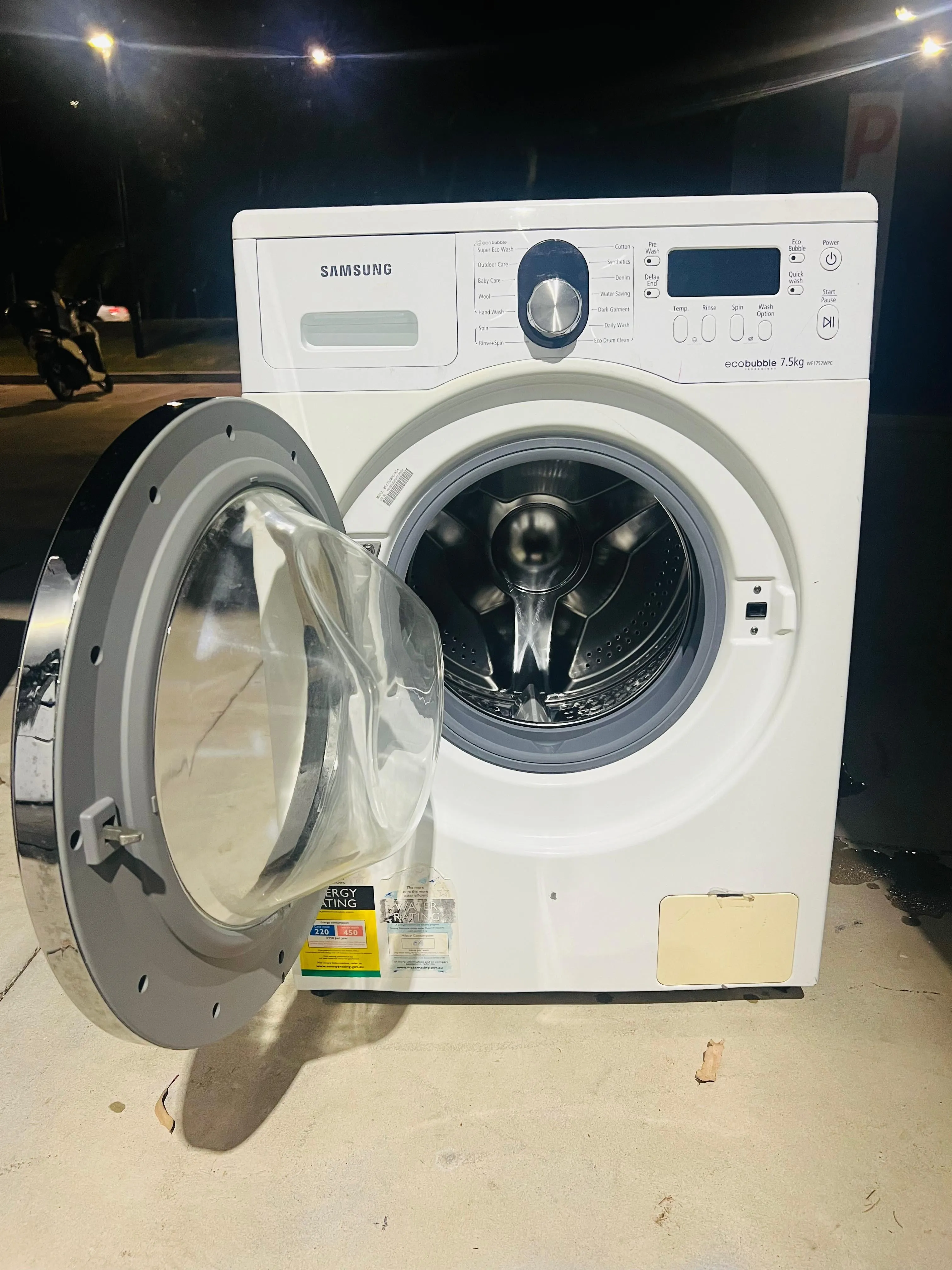 **SAMSUNG 7.5KGS FRONT LOADER WASHING MACHINE**