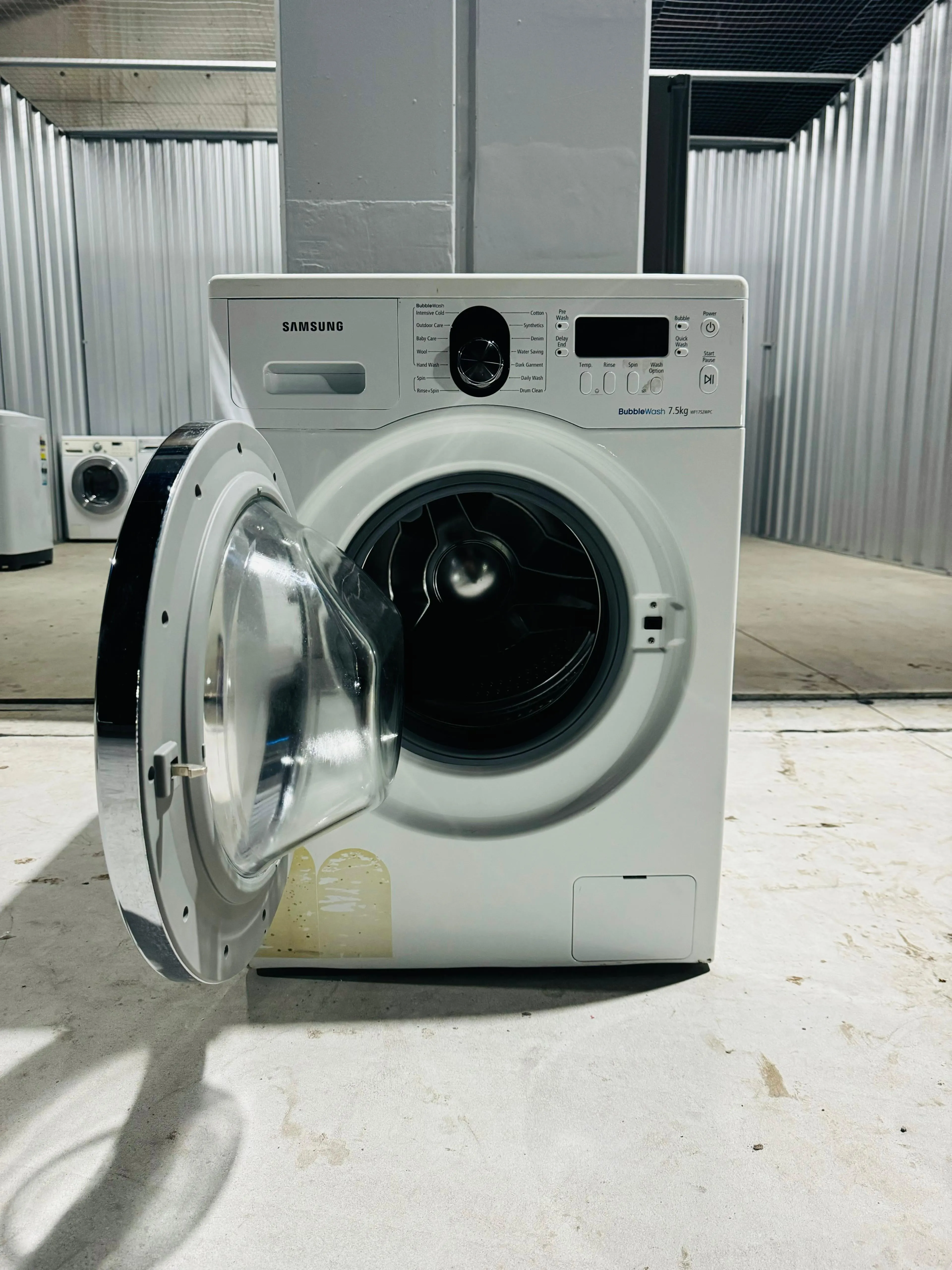 **SAMSUNG 7.5KGS FRONT LOADER WASHING MACHINE**