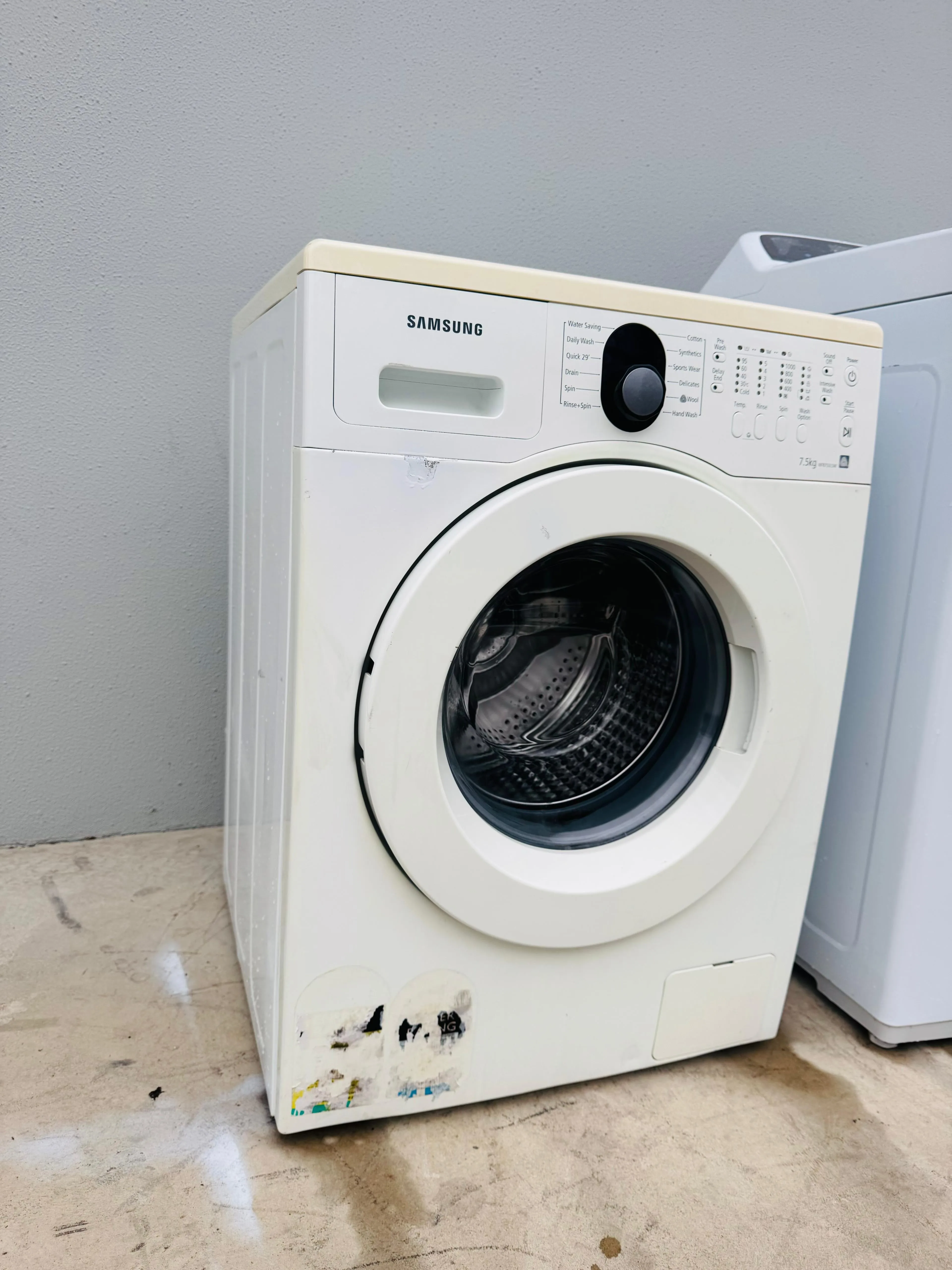 **SAMSUNG 7.5KGS FRONT LOADER WASHING MACHINE**