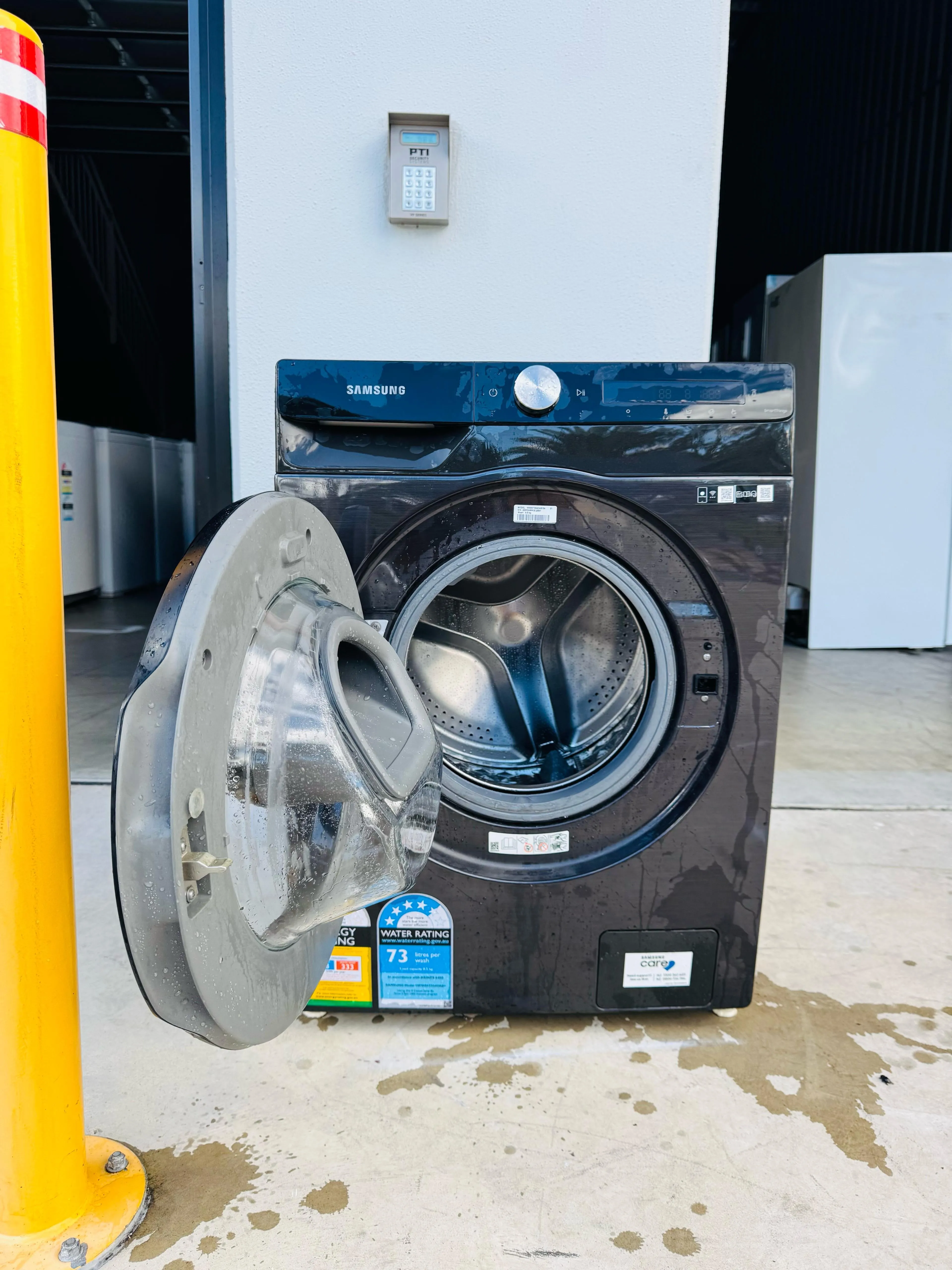 **SAMSUNG 8.5 KGS FRONT LOADER WASHING MACHINE**