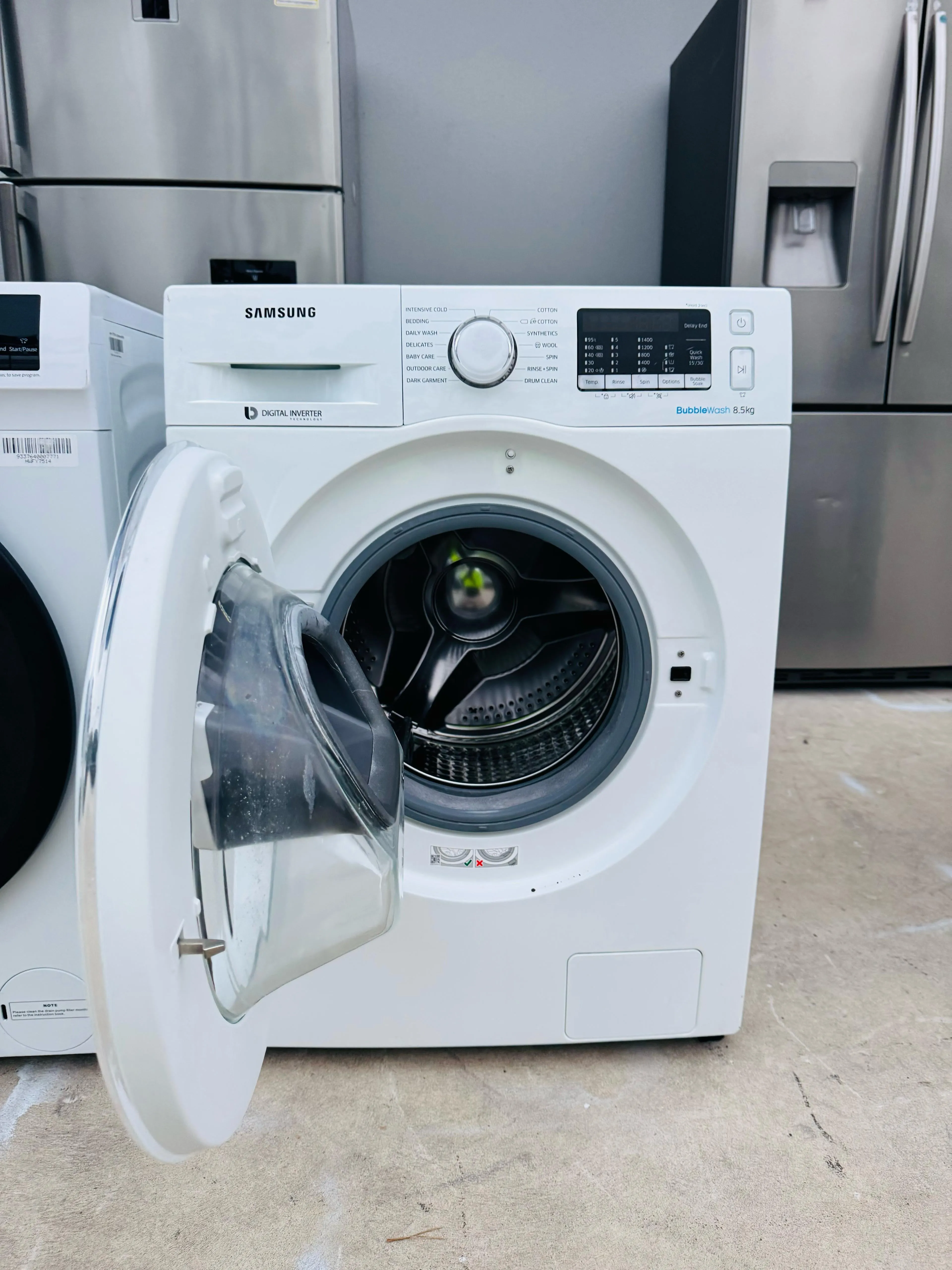 **SAMSUNG 8.5 KGS FRONT LOADER WASHING MACHINE**