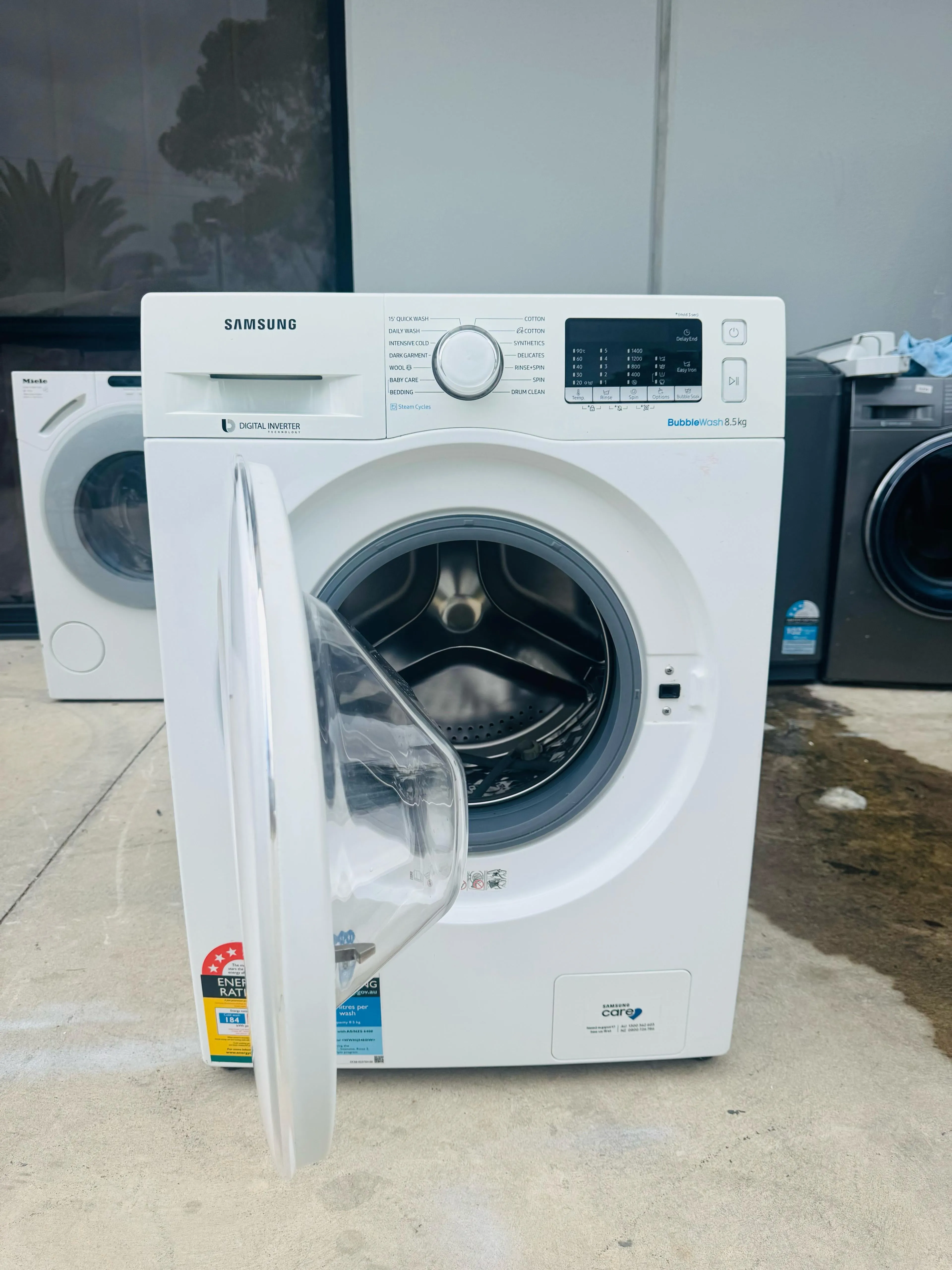 **SAMSUNG 8.5 KGS FRONT LOADER WASHING MACHINE**