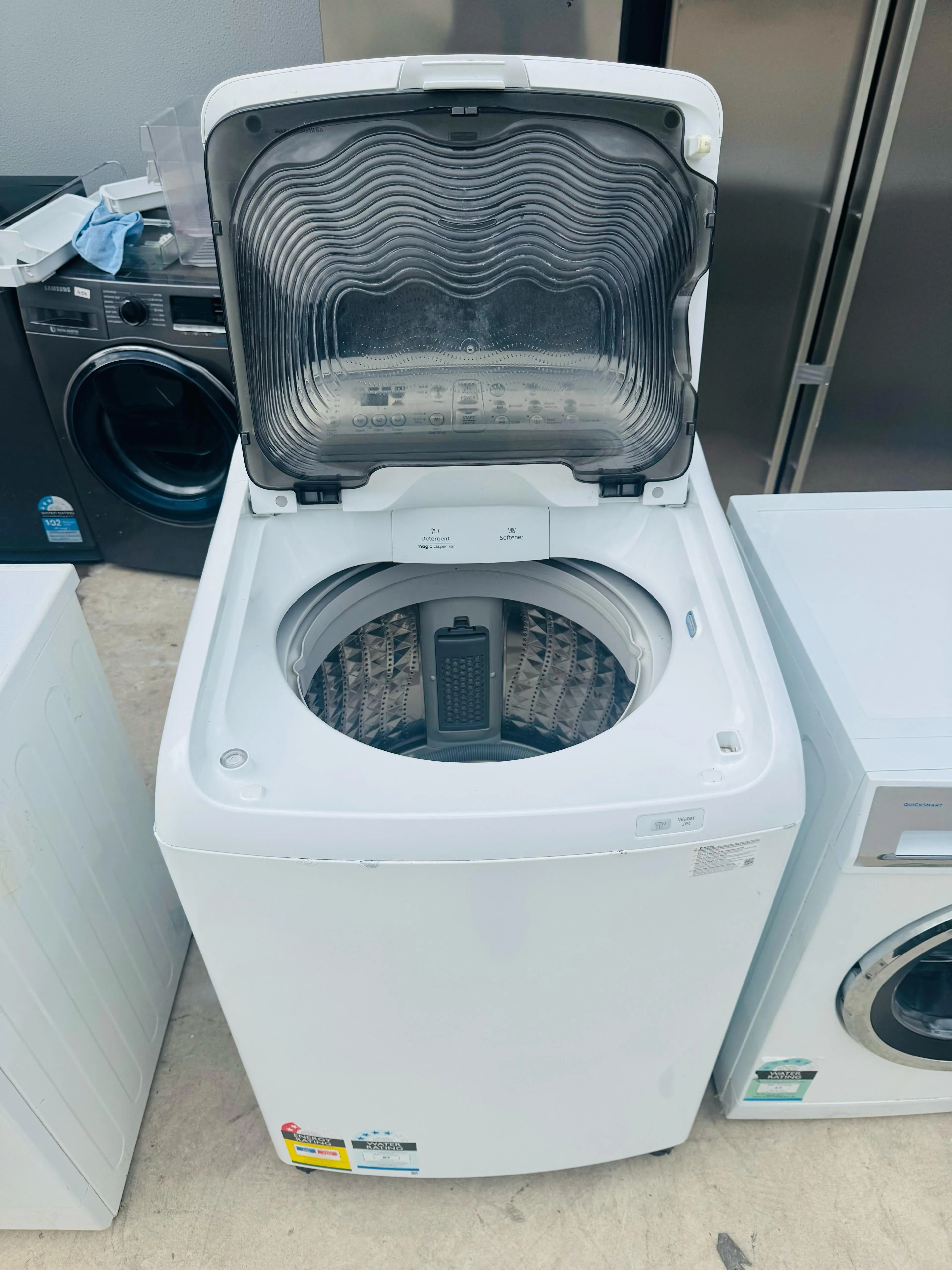 **SAMSUNG 8.5 KGS TOP LOADER WASHING MACHINE**