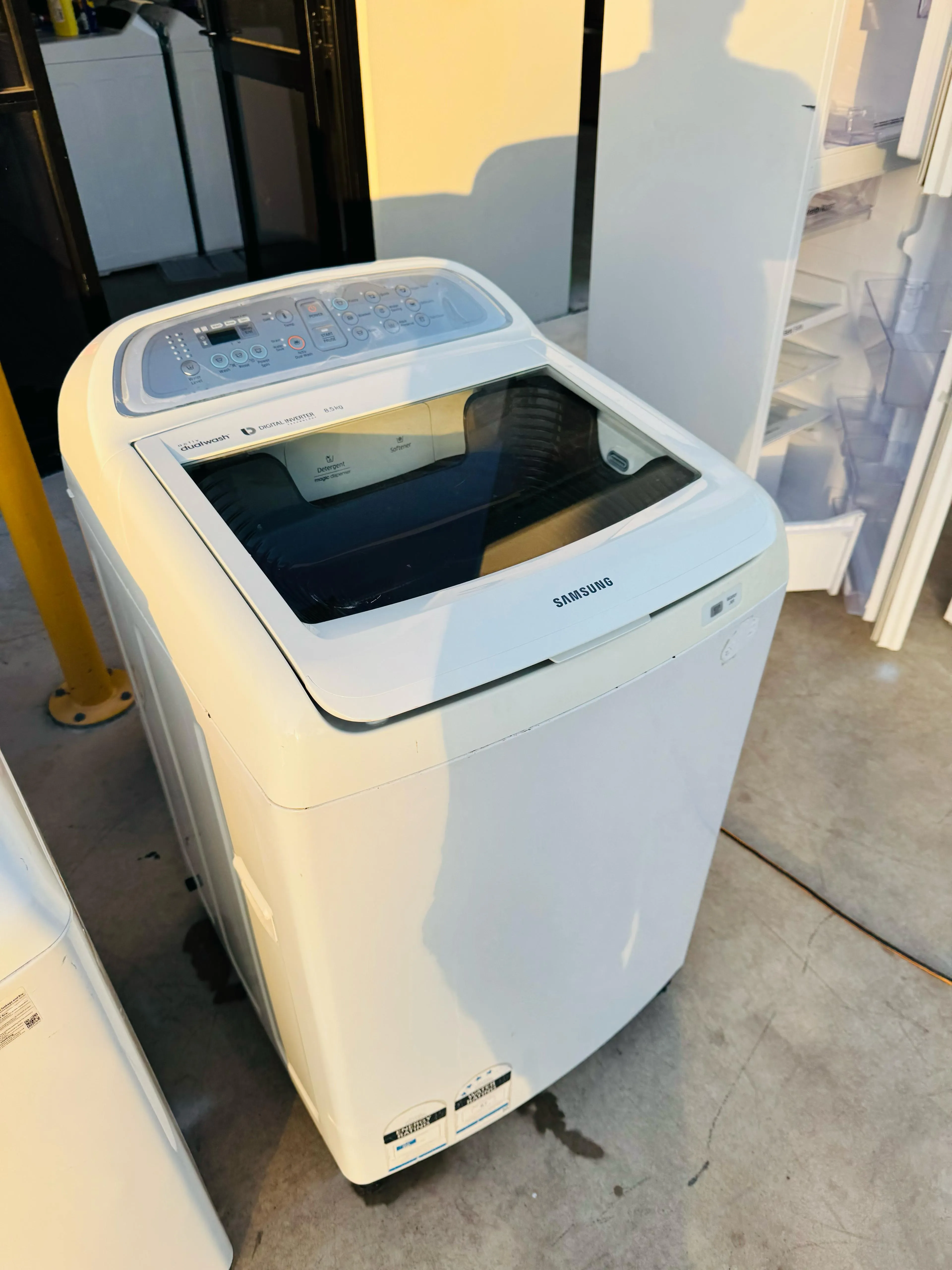 SAMSUNG 8.5 KGS  TOP LOADER WASHING MACHINE