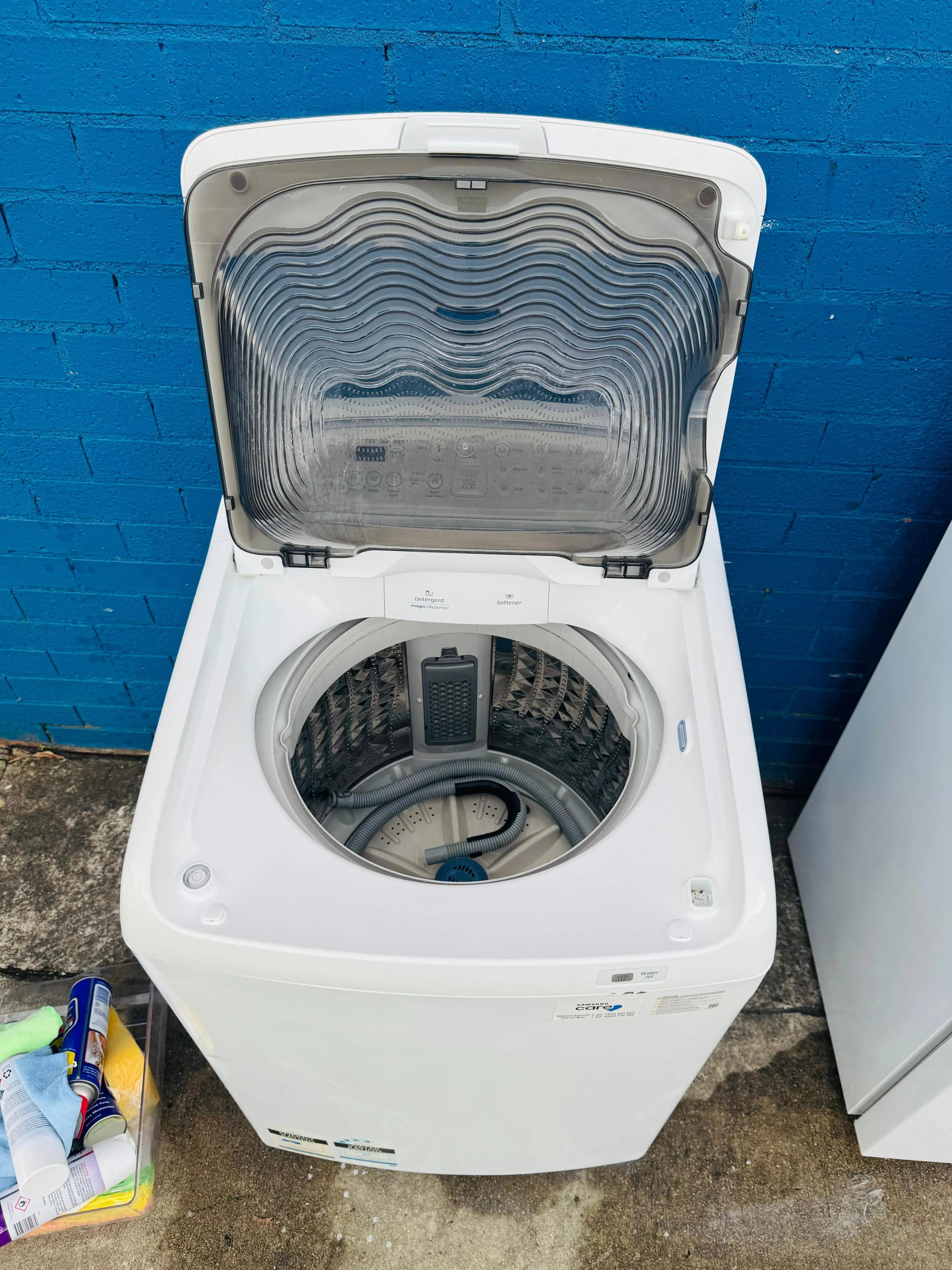 **SAMSUNG 8.5 KGS TOP LOADER WASHING MACHINE**