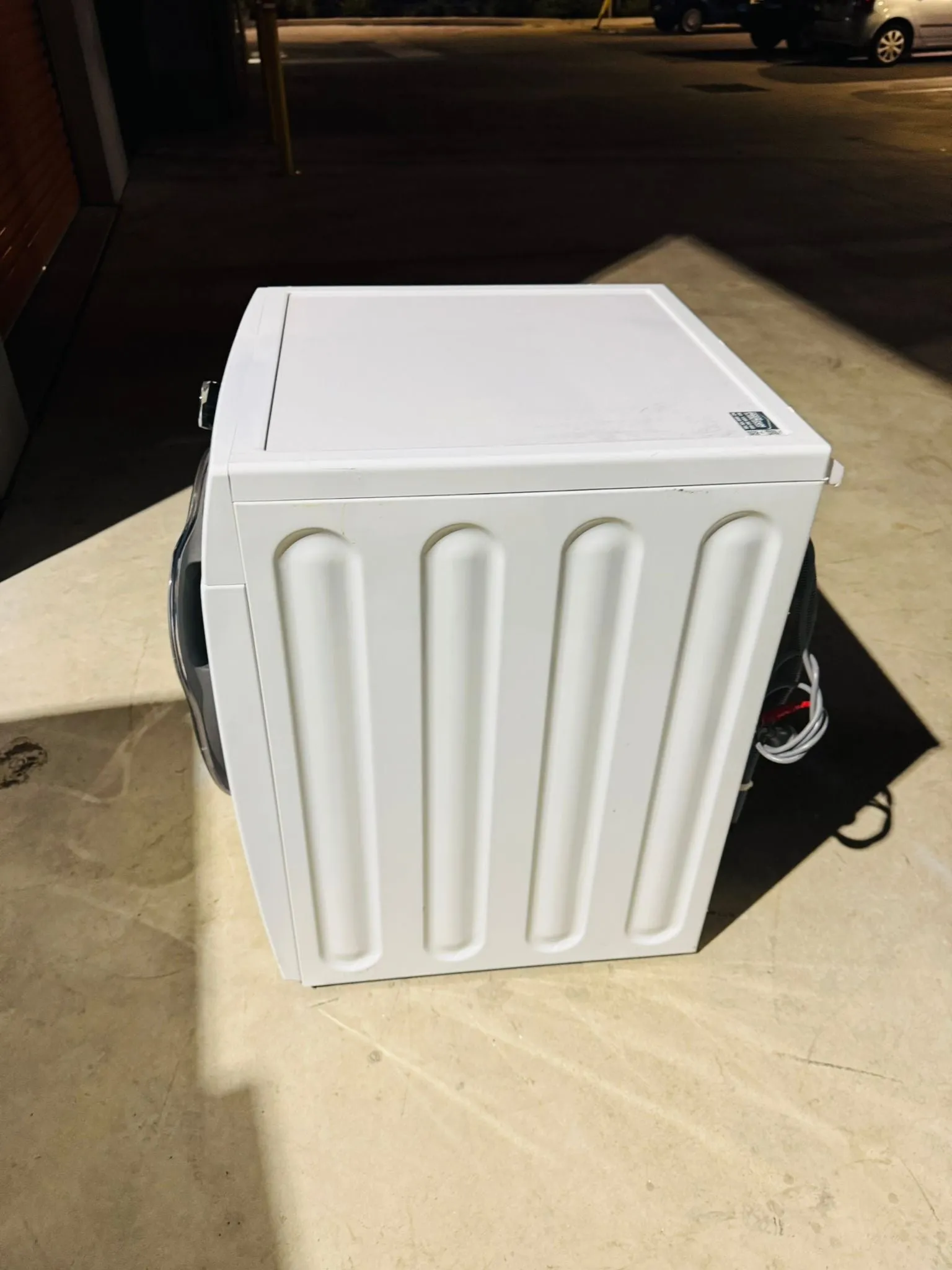 **Samsung 8.5 kgs washing machine and 6 kgs dryer combo**
