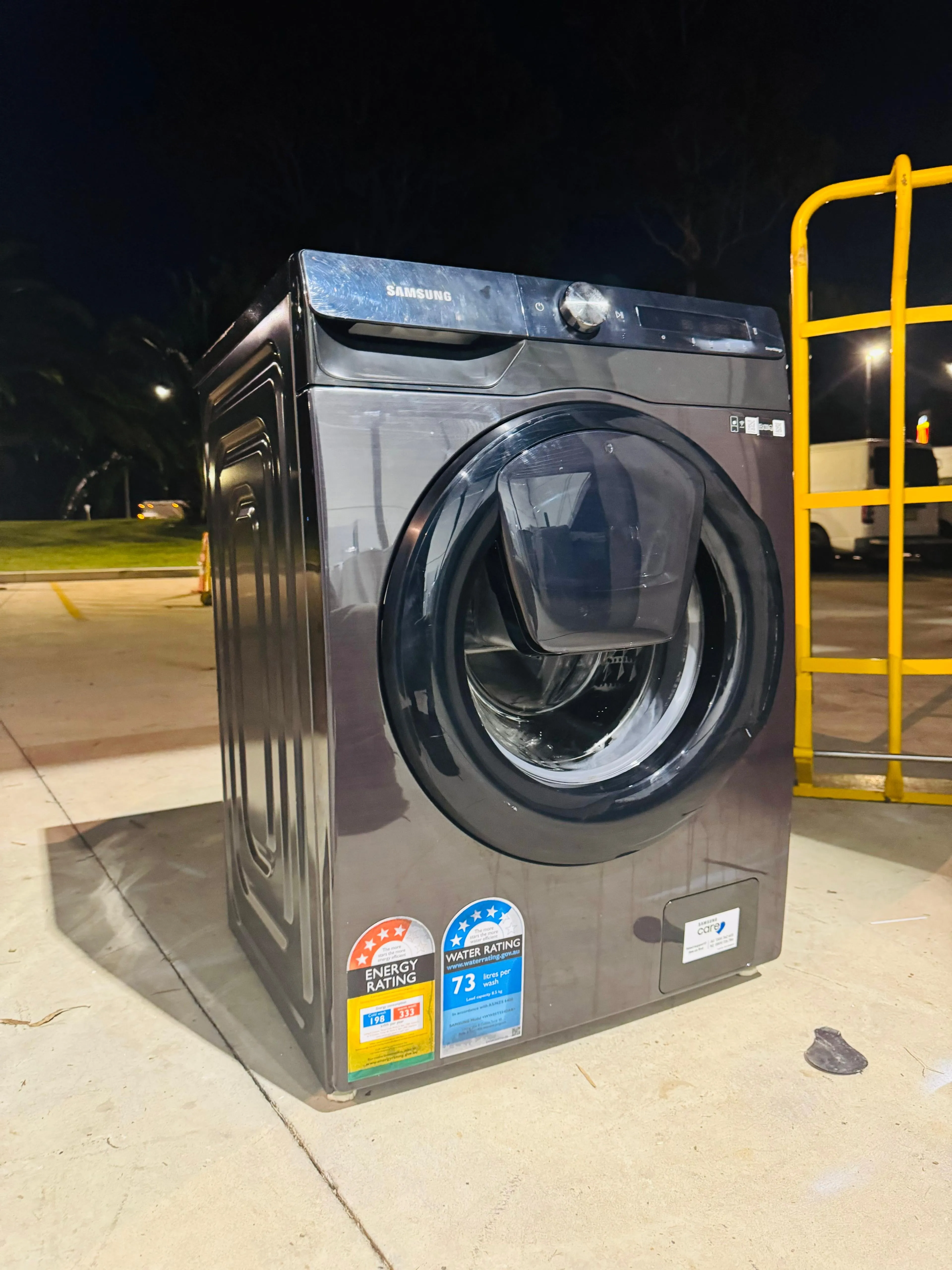 **SAMSUNG 8.5KGS FRONT LOADER WASHING MACHINE**