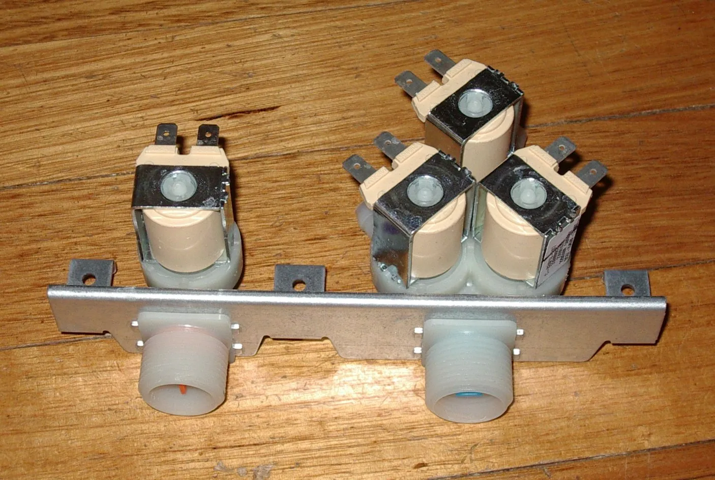 Samsung Dual 10mm Straight Inlet Valve Single/Triple Outlet - Part # DC97-15459F