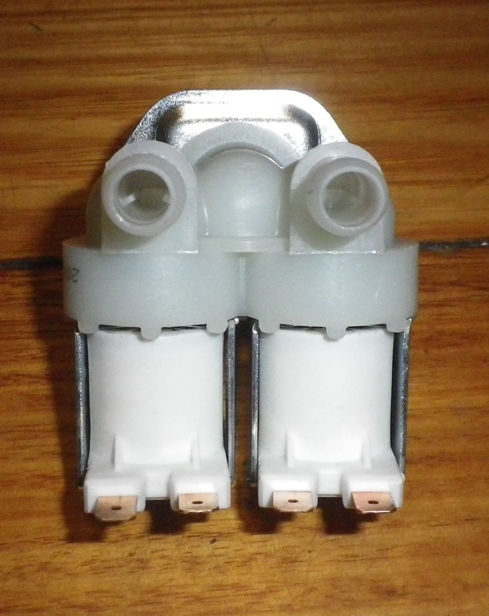 Samsung, LG, Pacific Gorenje, Hoover 10mm Straight Dual Inlet Valve - Part # DC62-00024MNG